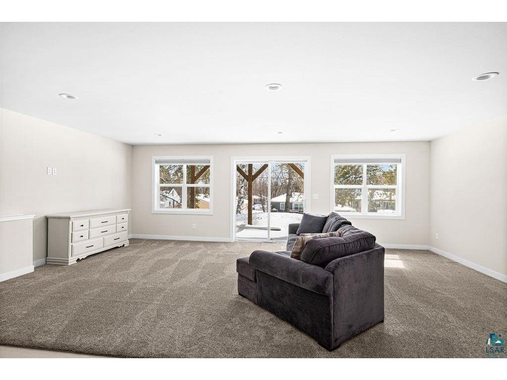 2236 Hoover St Duluth MN 55811 6124378 image26