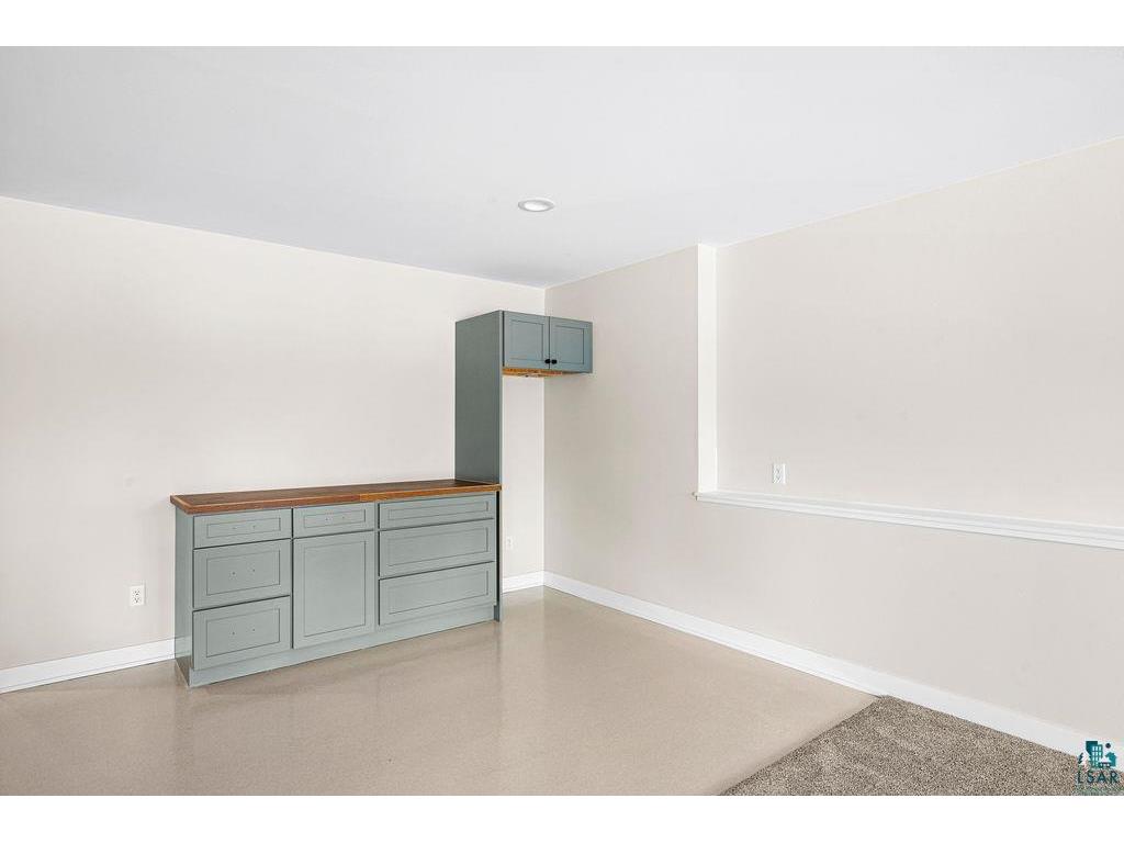 2236 Hoover St Duluth MN 55811 6124378 image29