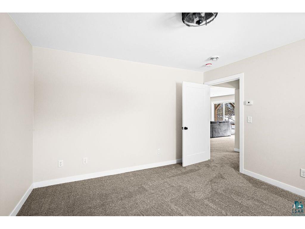 2236 Hoover St Duluth MN 55811 6124378 image31
