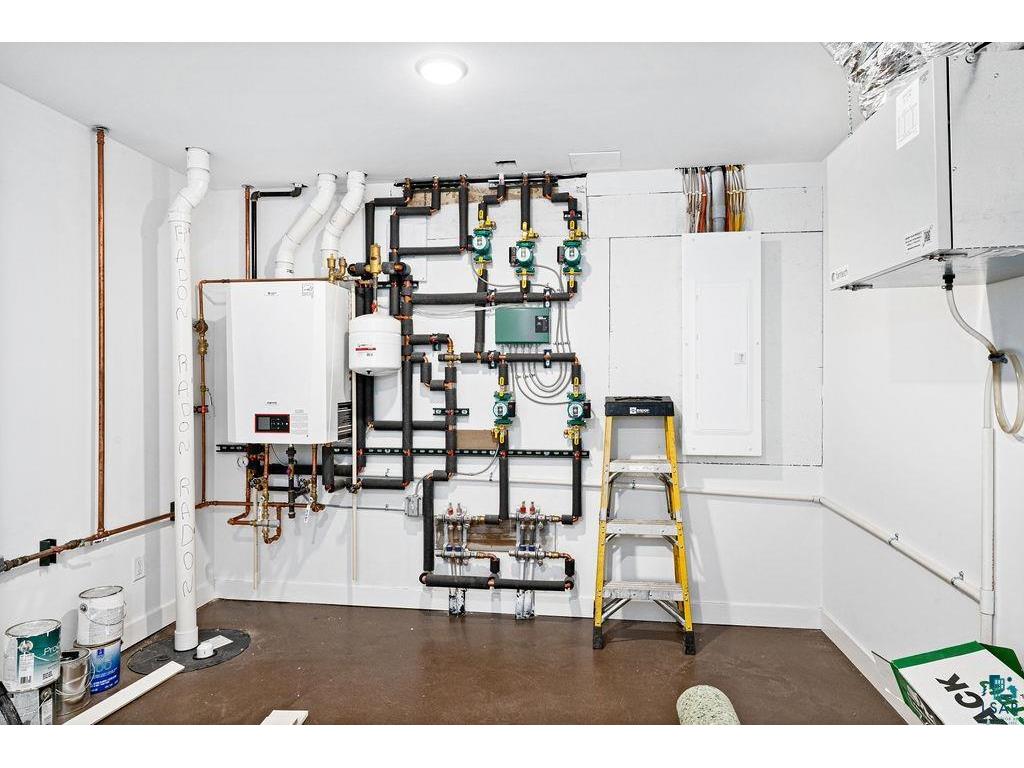 2236 Hoover St Duluth MN 55811 6124378 image36