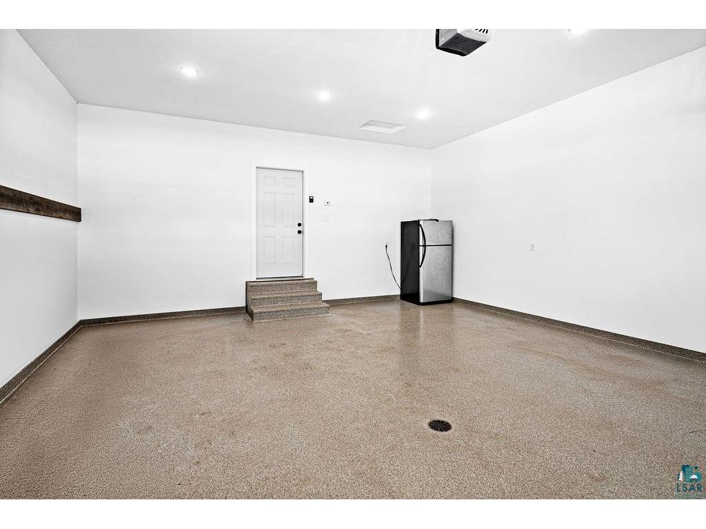 2236 Hoover St Duluth MN 55811 6124378 image38