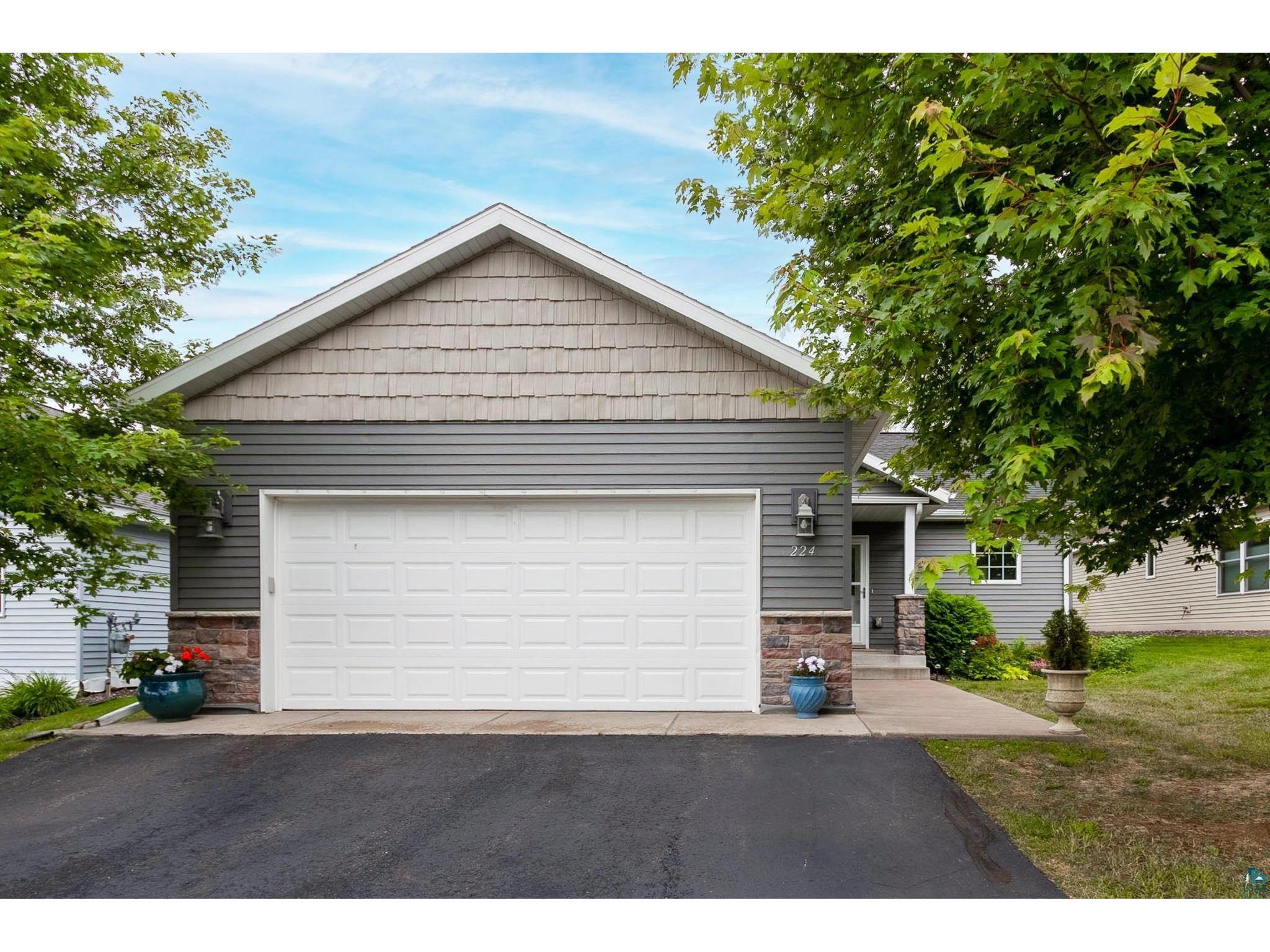 224 Bluff's Ridge Ct, Duluth, MN, 55811 | MLS: 6104920 | Edina Realty
