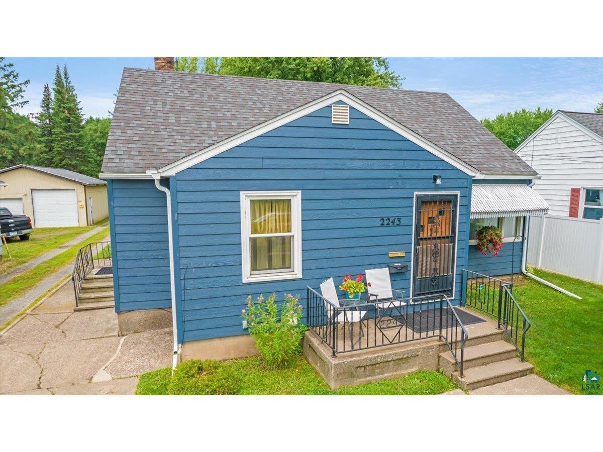 2243 Selmser Ave Cloquet MN 55720 6115245 image1