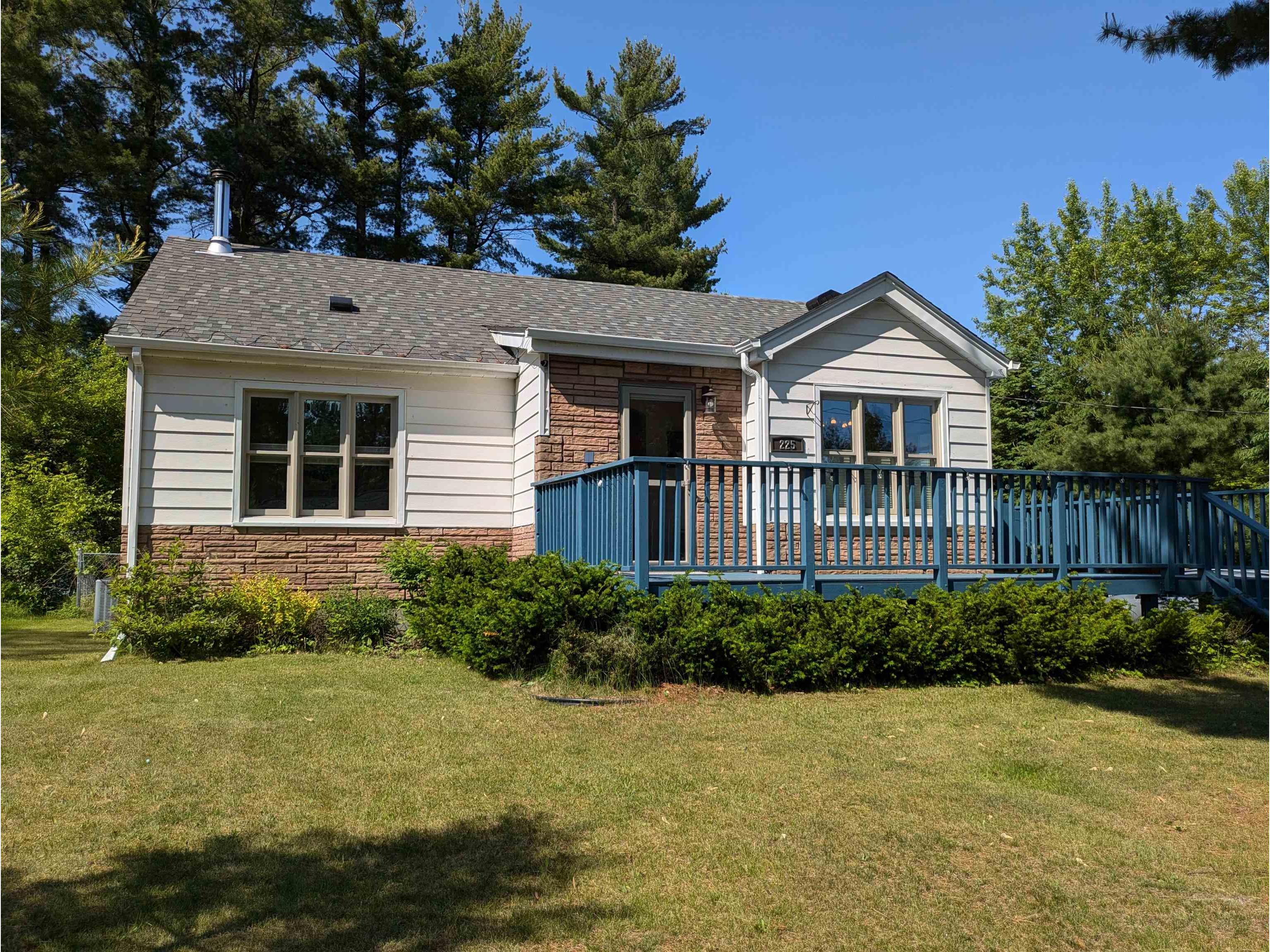 225 Ashland Ave Carlton MN 55718 6119650 image1