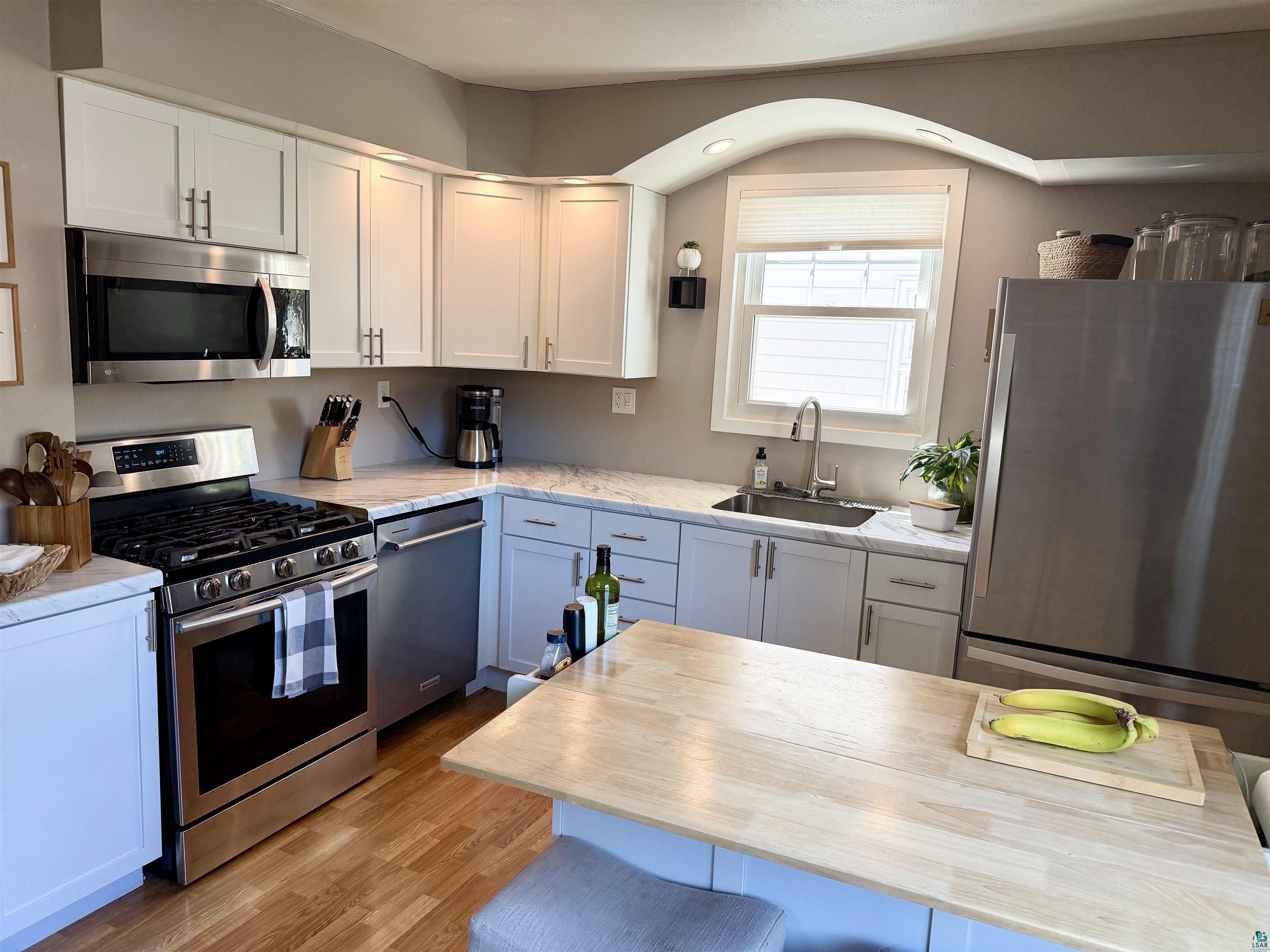 23 S 64th Ave W Duluth MN 55807 6126757 image12