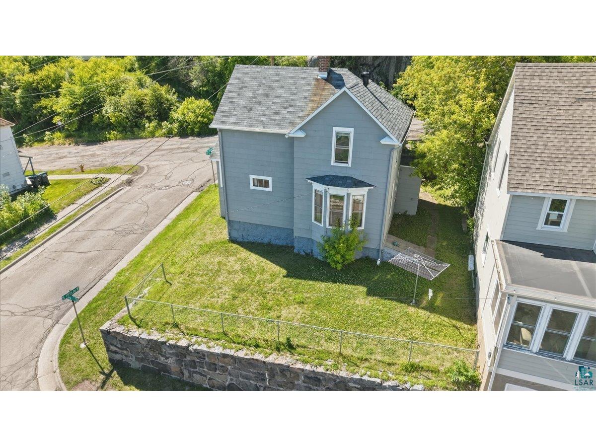 230 N 18th Ave W Duluth MN 55806 6126396 image19