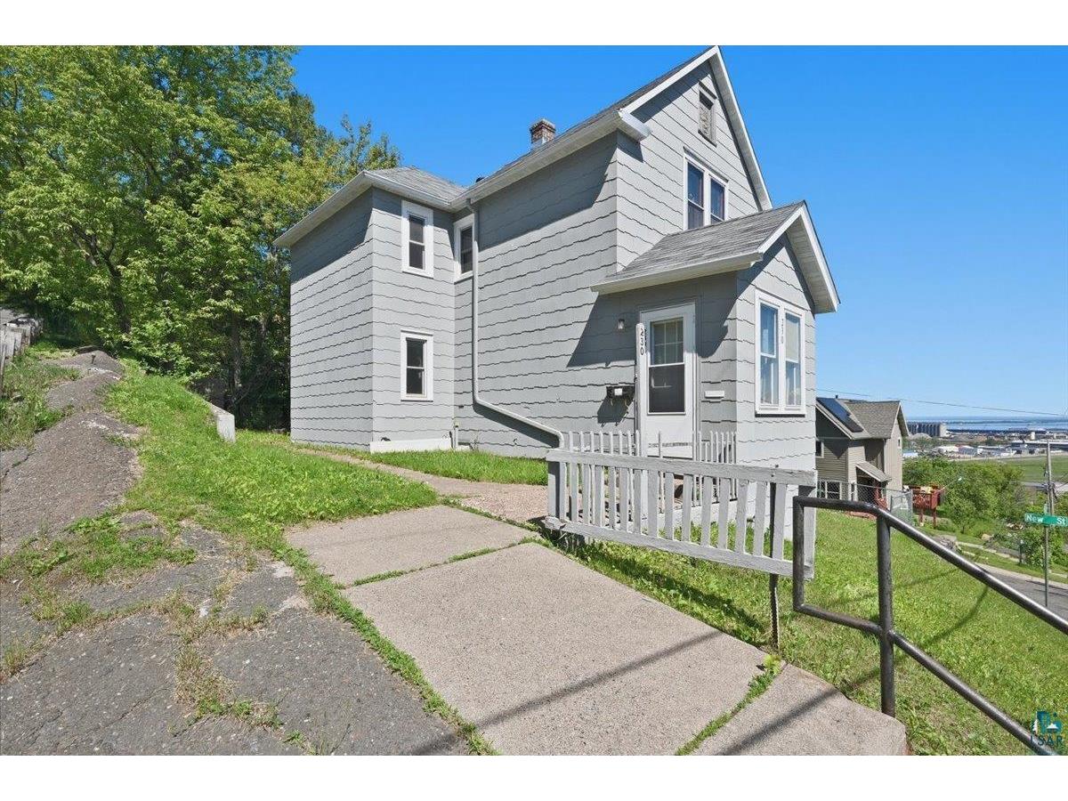 230 N 18th Ave W Duluth MN 55806 6126396 image4