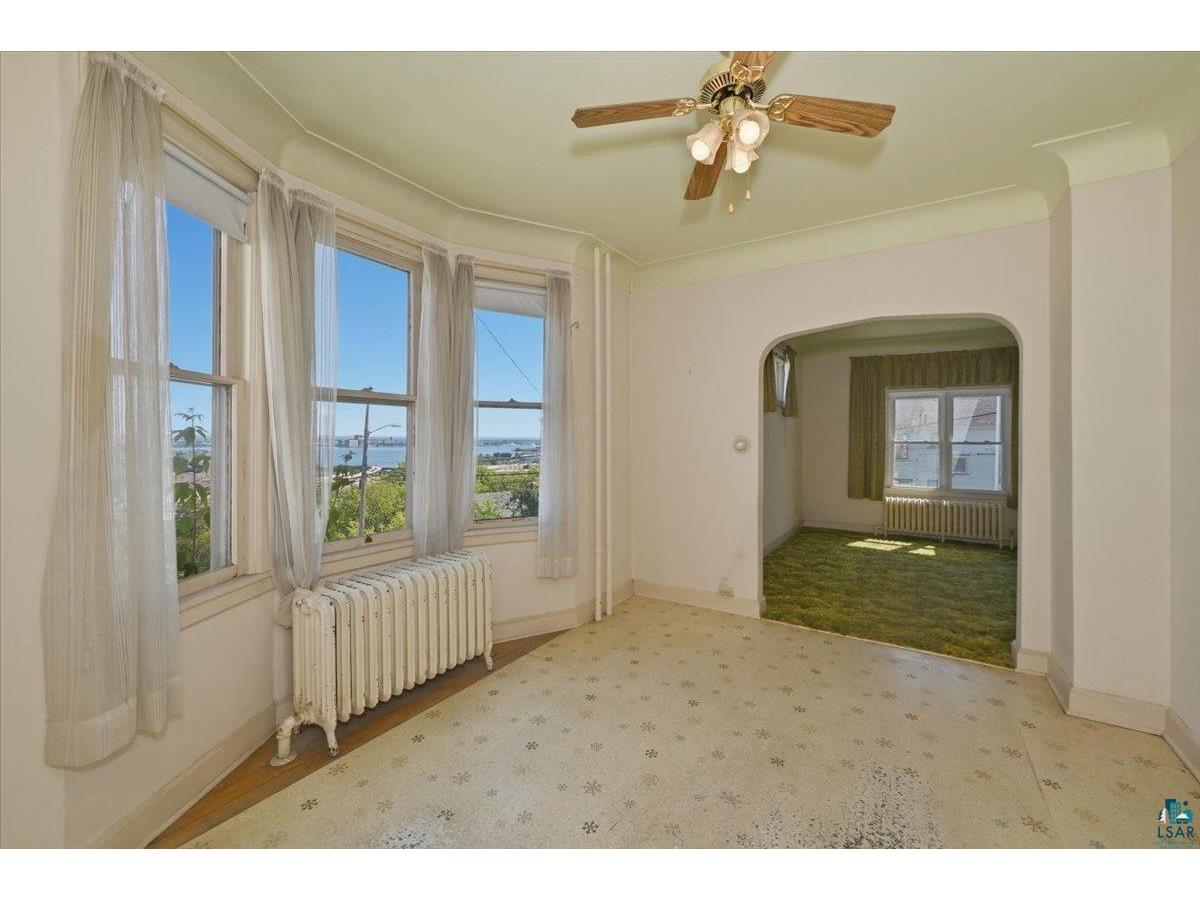 230 N 18th Ave W Duluth MN 55806 6126396 image7