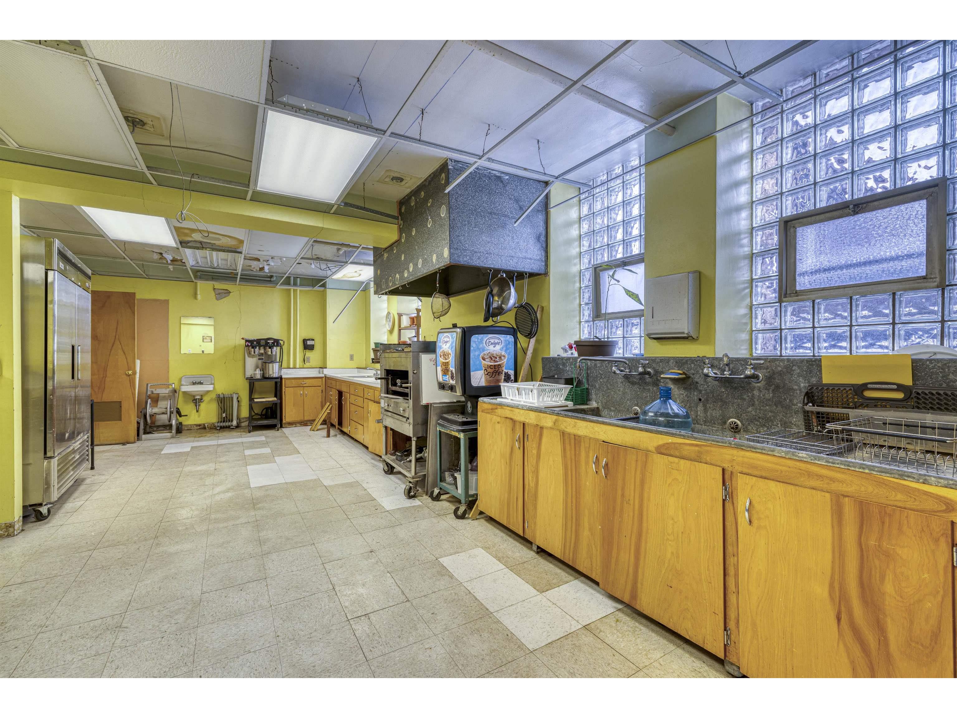 2302/2310 W 3rd St Duluth MN 55806 6123538 image14