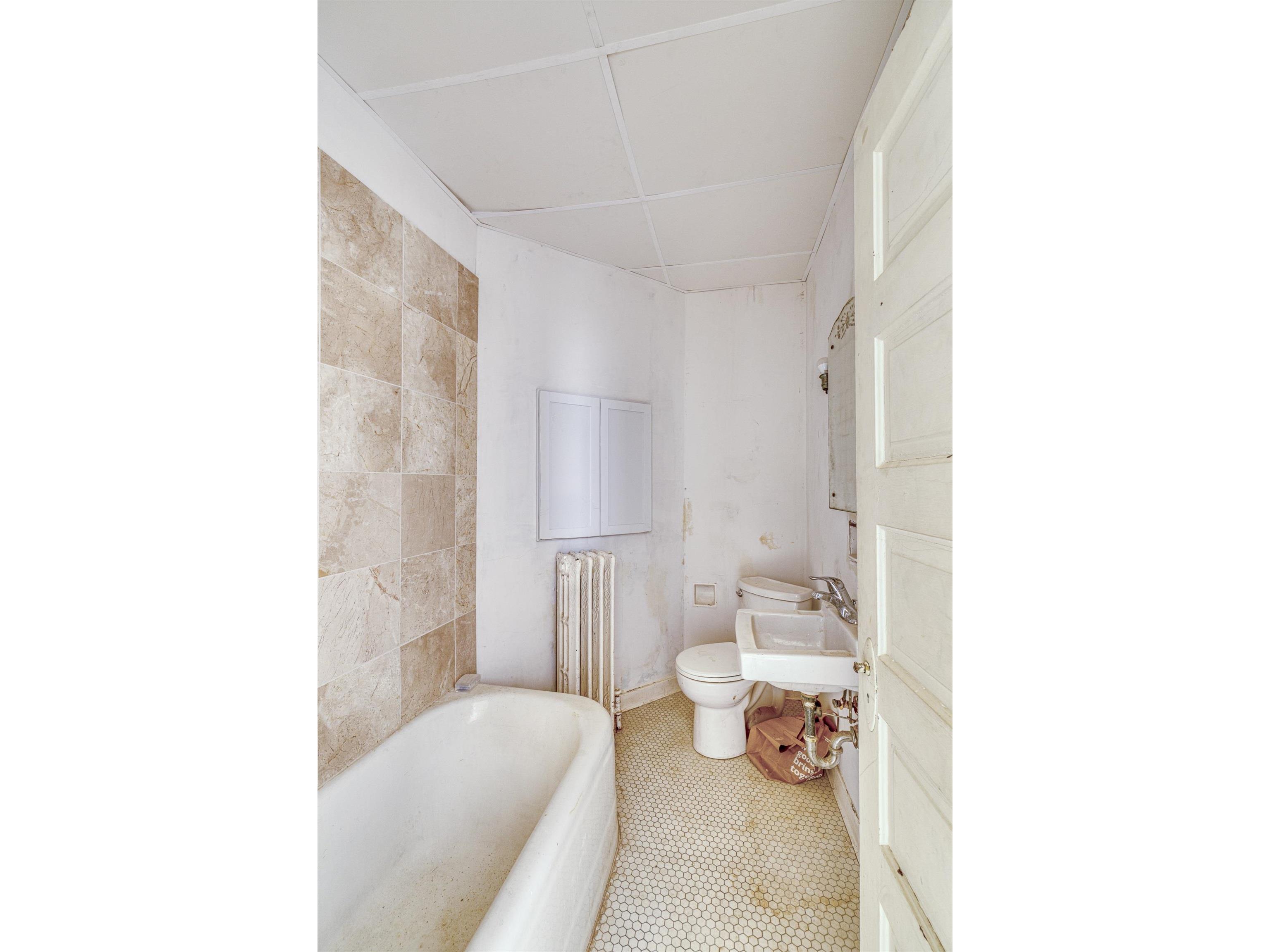 2302/2310 W 3rd St Duluth MN 55806 6123538 image36