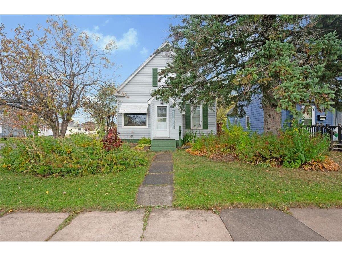 2302 Banks Ave Superior WI 54880 6122616 image1