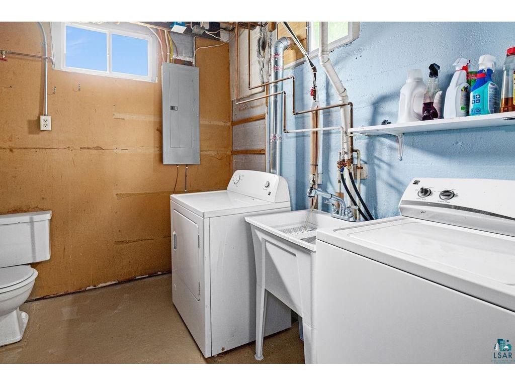 2306 W 12th St Duluth MN 55806 6126659 image17