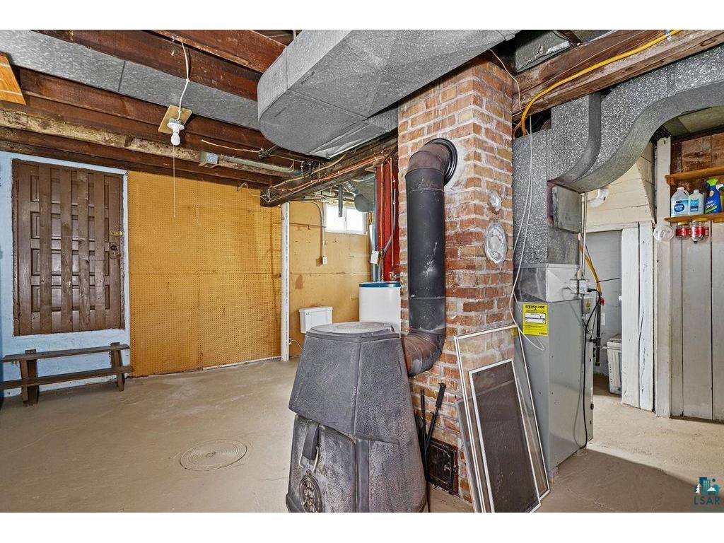 2306 W 12th St Duluth MN 55806 6126659 image19