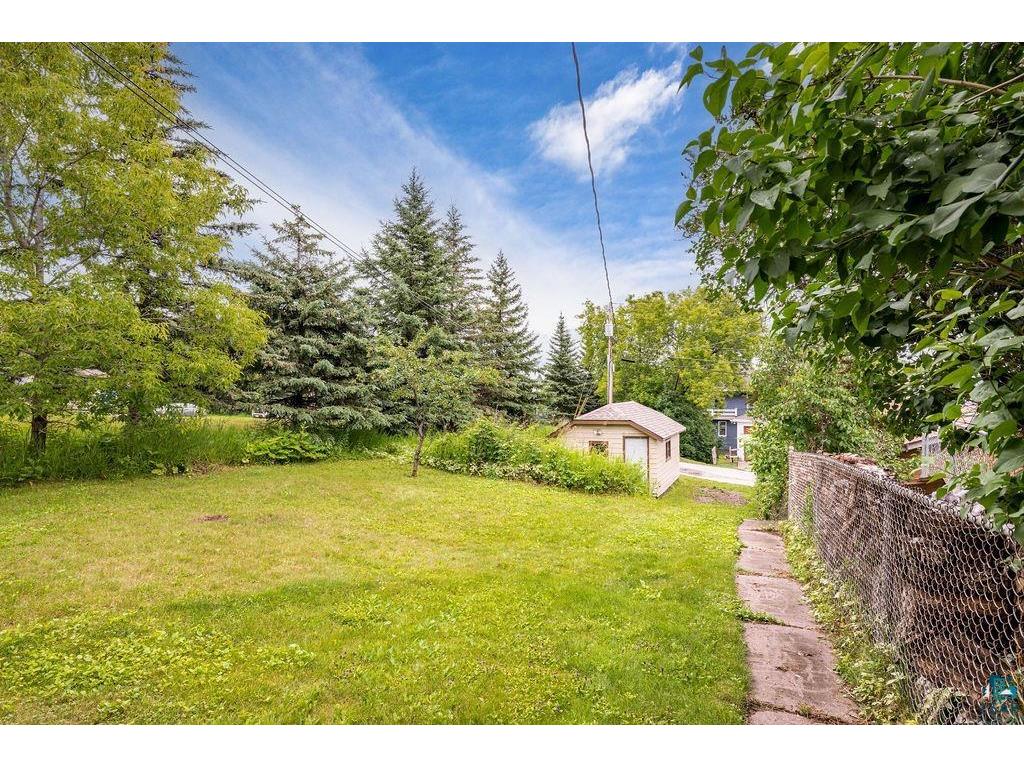 2306 W 12th St Duluth MN 55806 6126659 image22