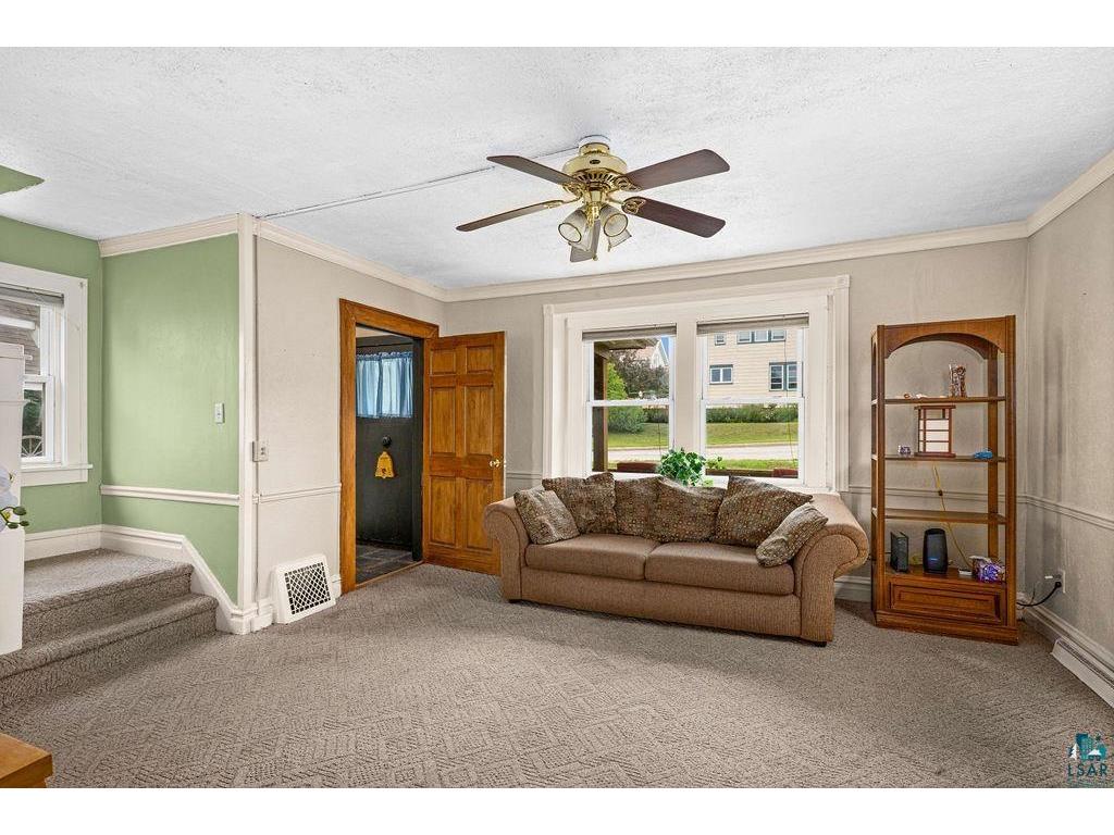 2306 W 12th St Duluth MN 55806 6126659 image3