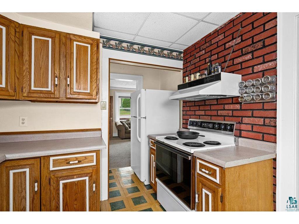 2306 W 12th St Duluth MN 55806 6126659 image7