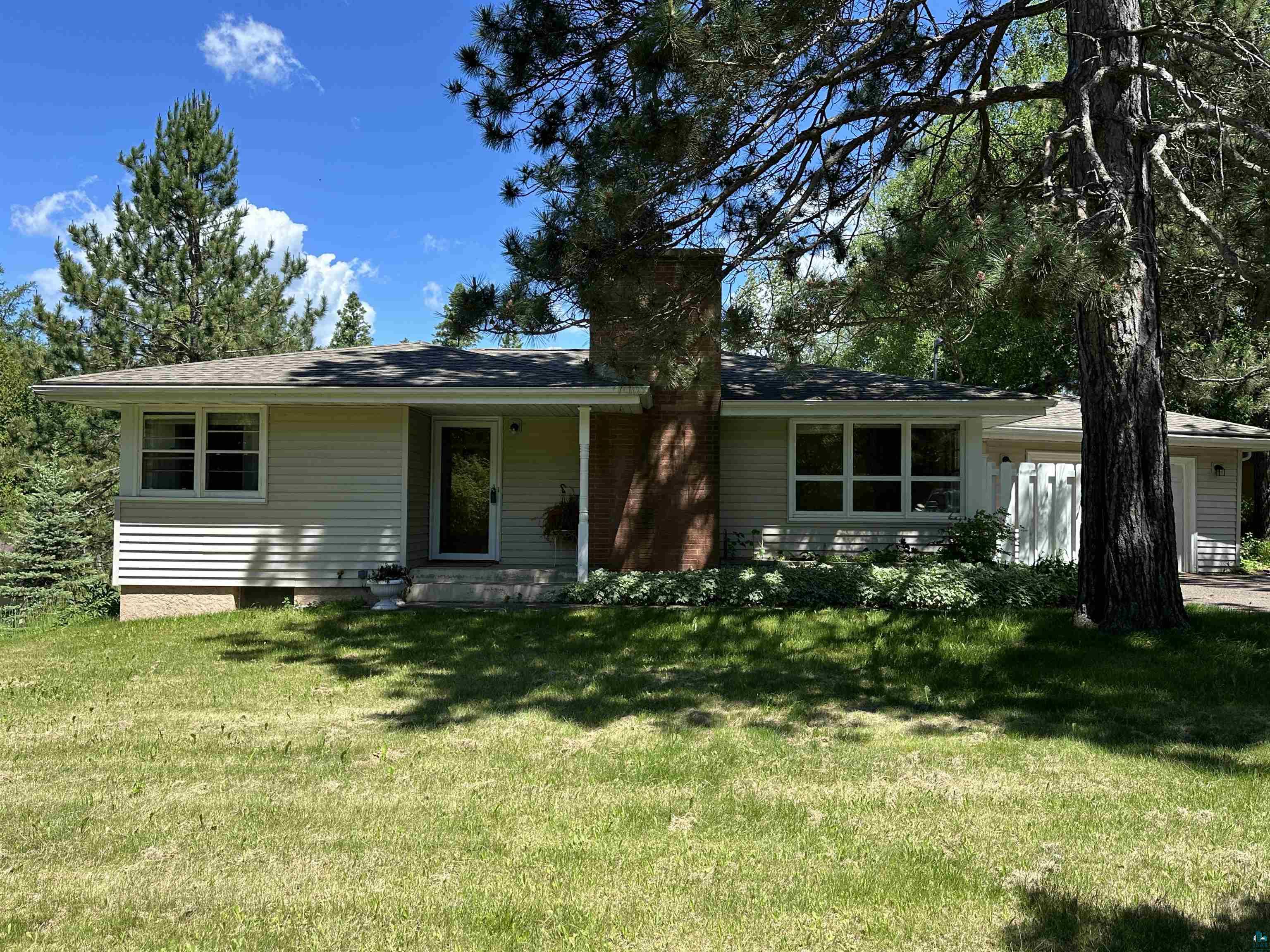 2309 Anderson Rd, Duluth, MN, 55811 | MLS: 6114138 | Edina Realty