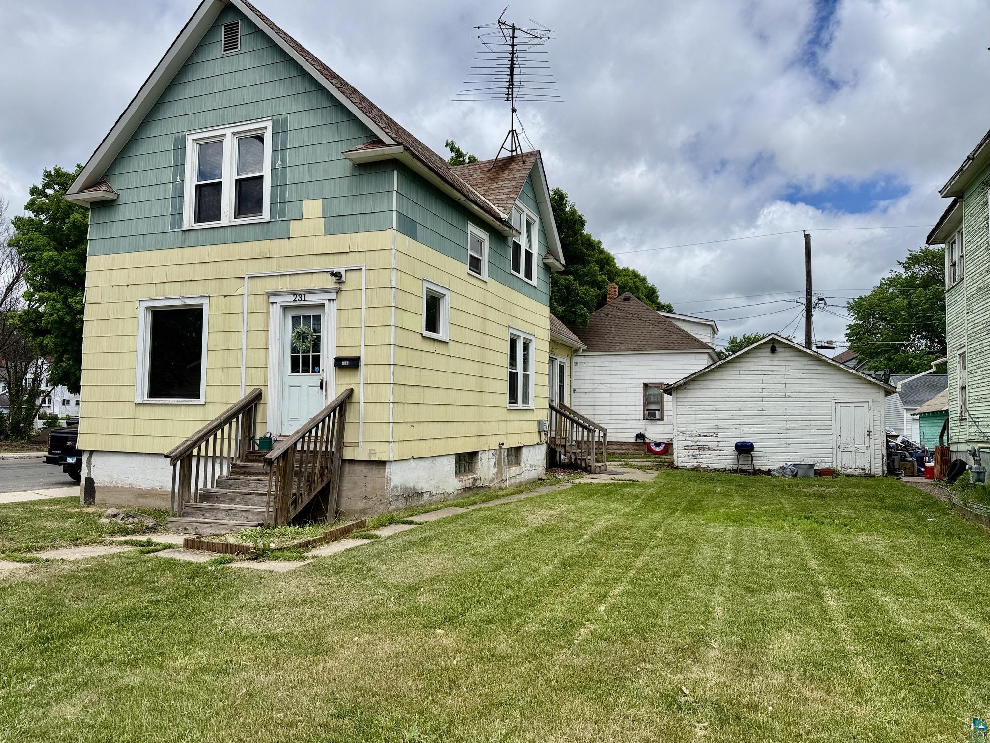 231 8th St S Virginia MN 55792 6125992 image1