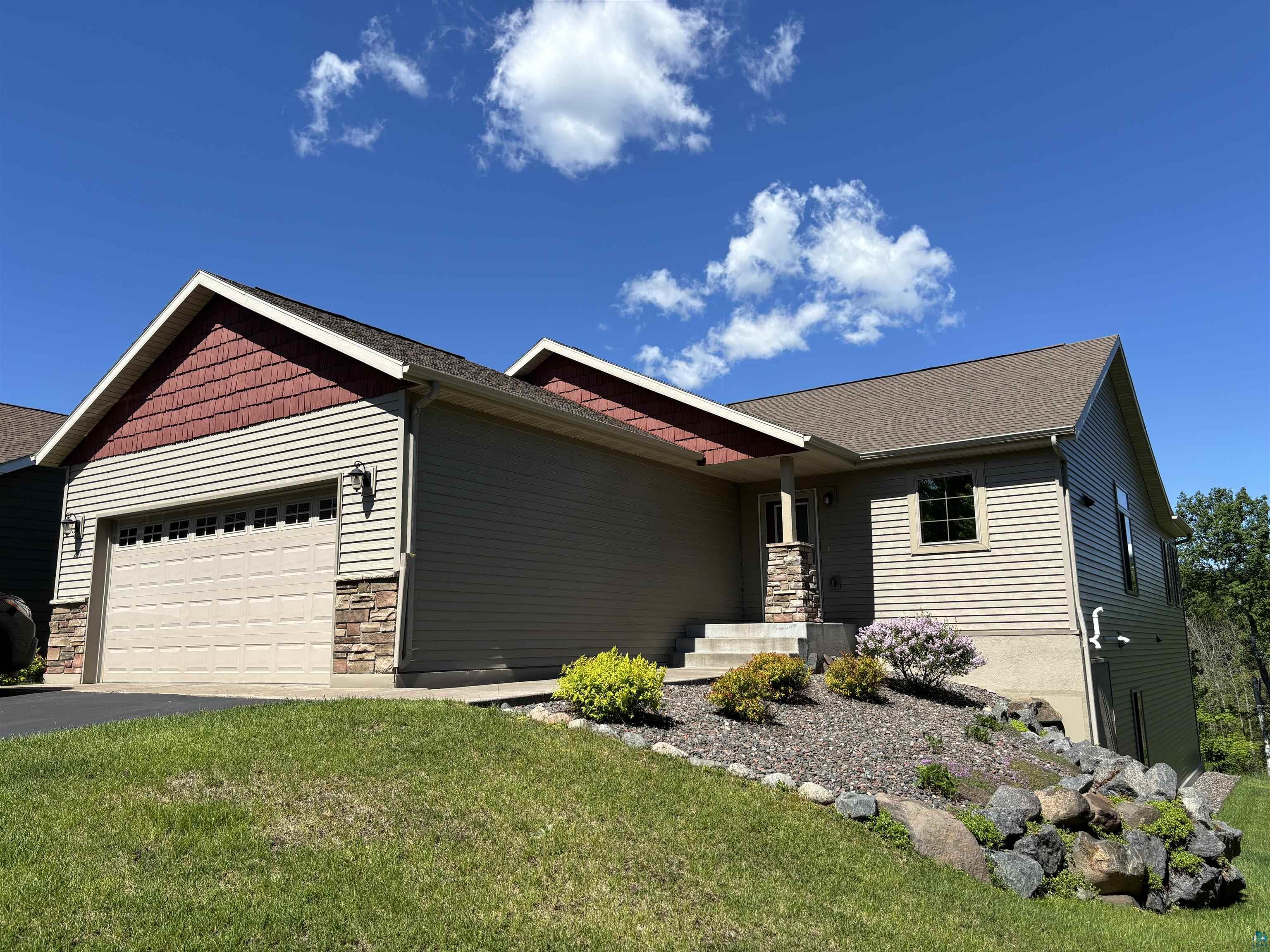 231 Hickory St Duluth MN 55811 6114168 image1