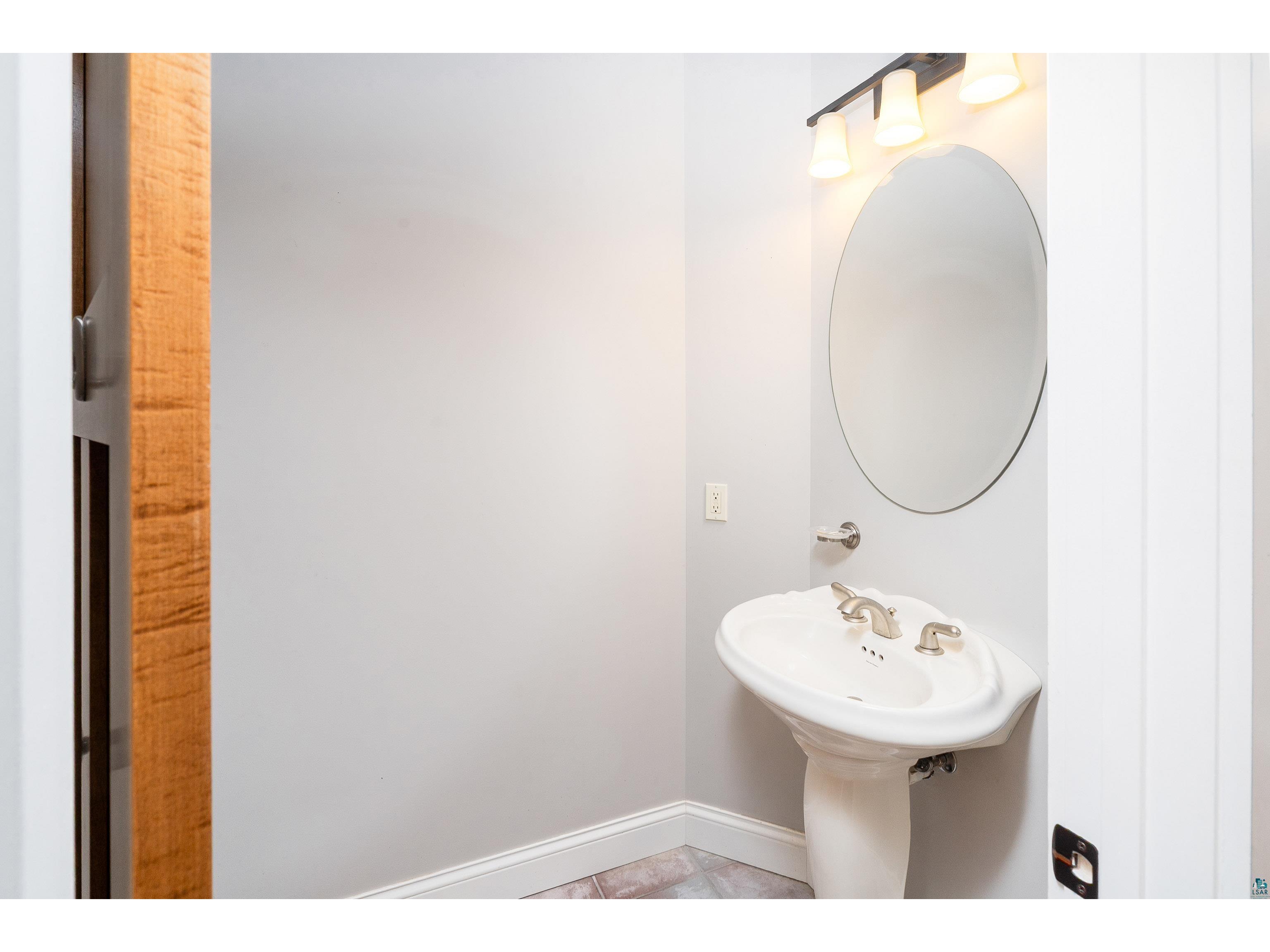 2310 Water St Duluth MN 55812 6125470 image16