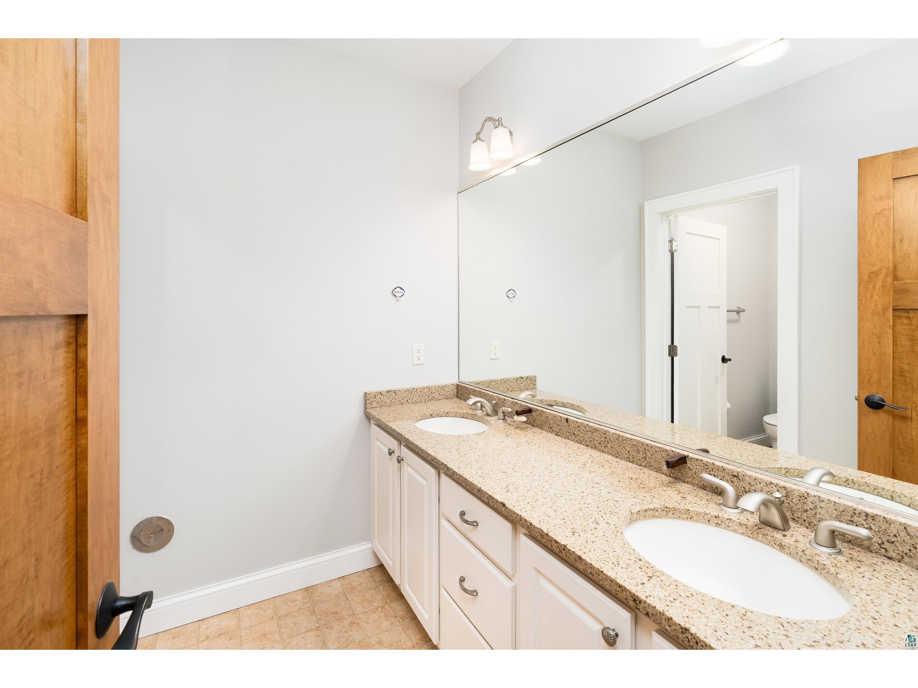 2310 Water St Duluth MN 55812 6125470 image30