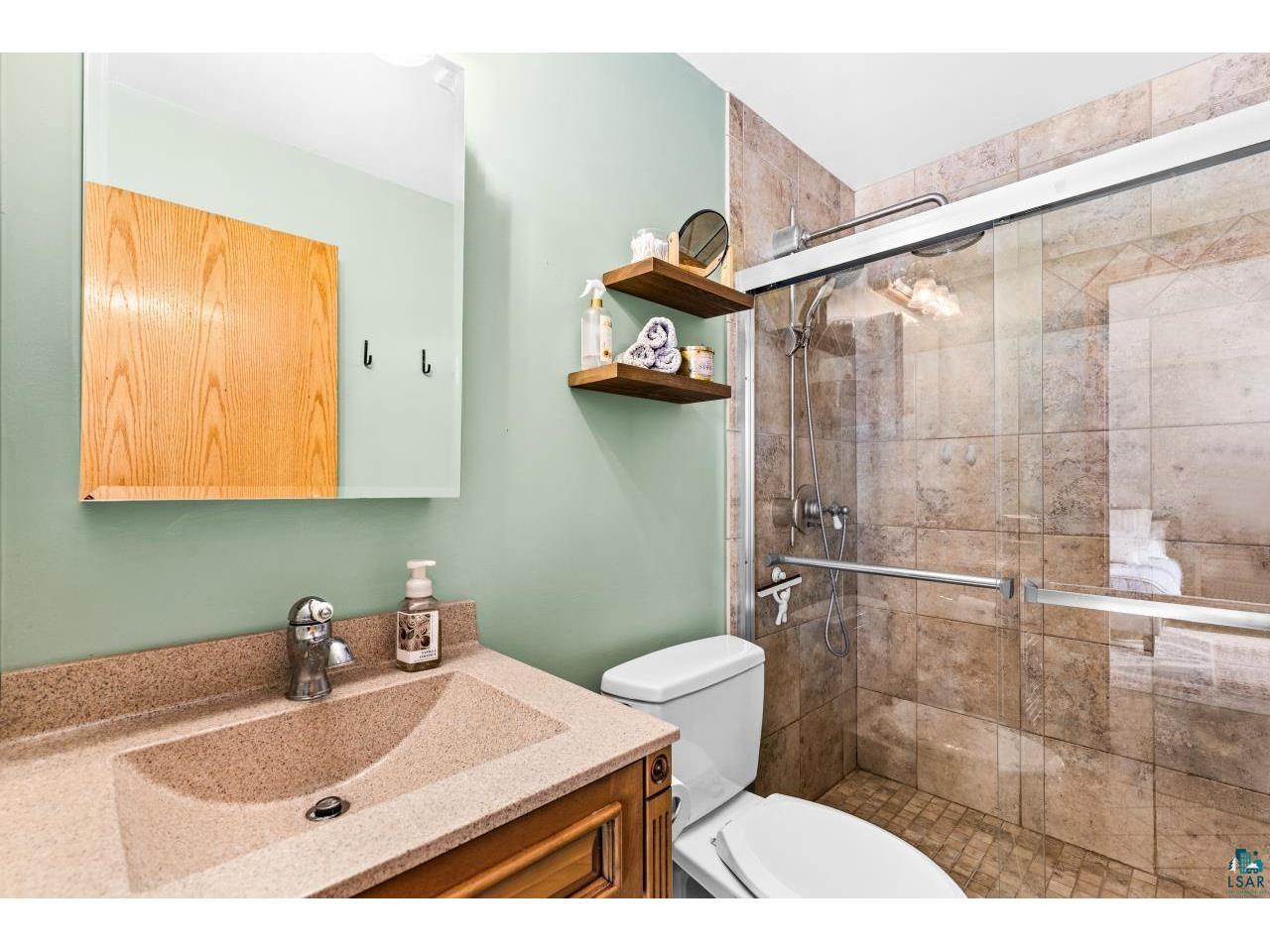 2315 Portage Dr Duluth MN 55811 6124175 image25