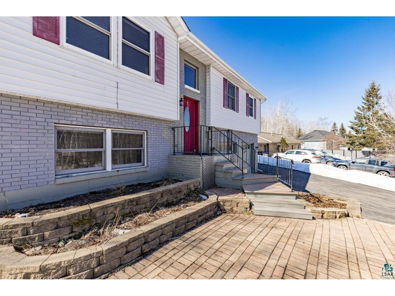 2315 Portage Dr Duluth MN 55811 6124175 image40