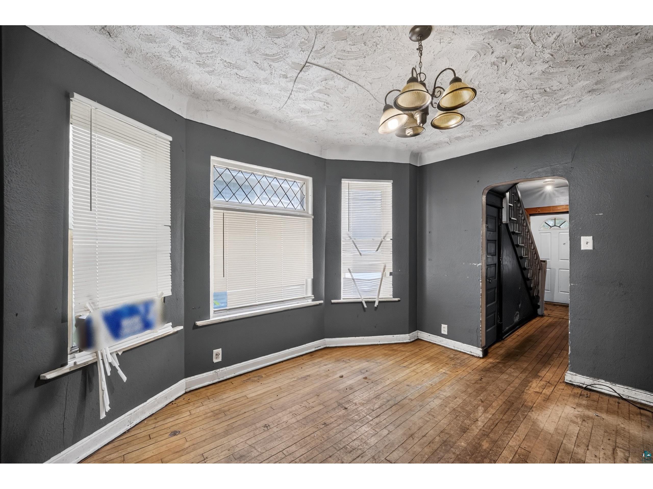 2317 W 4th Street Duluth MN 55806 6126875 image3