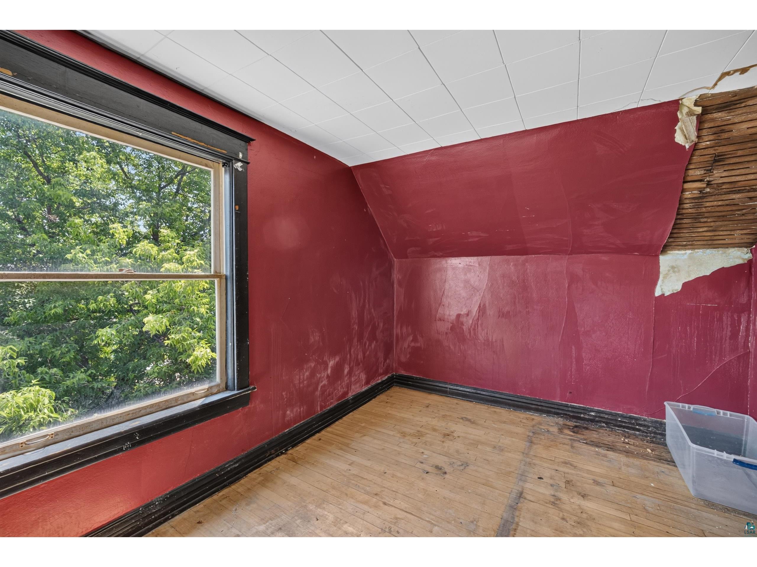 2317 W 4th Street Duluth MN 55806 6126875 image8
