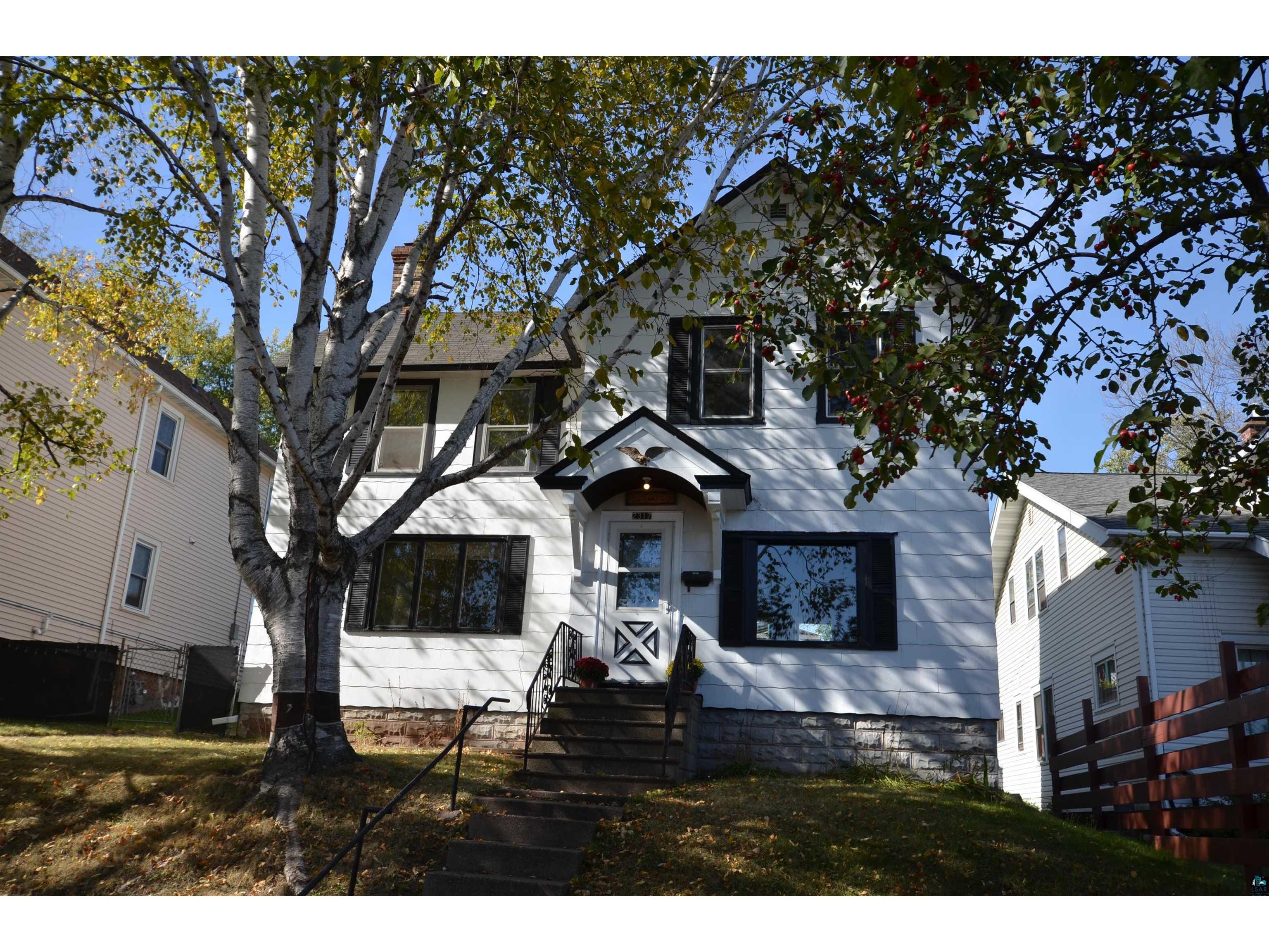 2317 W 7th St Duluth MN 55806 6116430 image1
