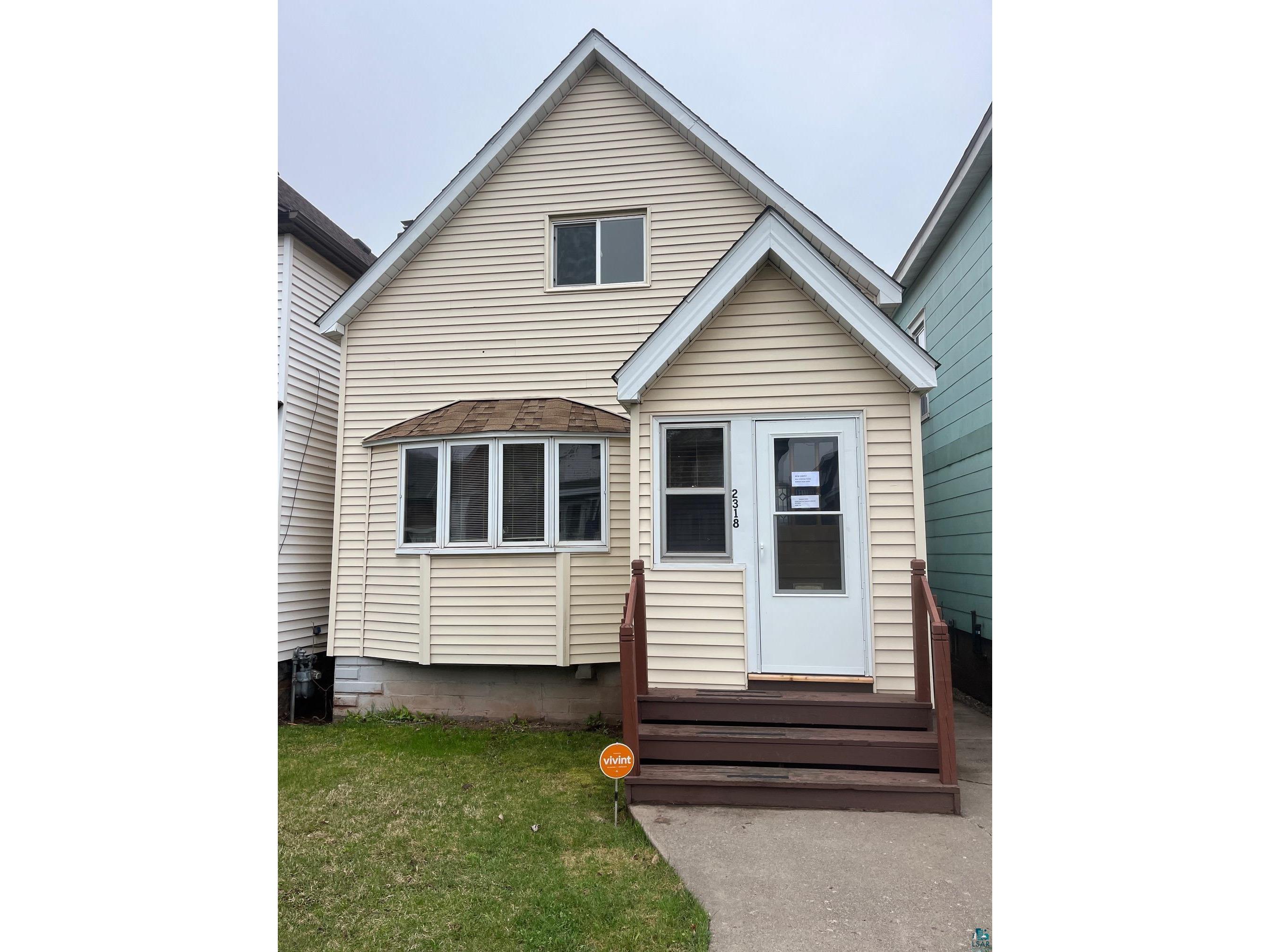 2318 W 2nd St Duluth MN 55806 6113386 image1