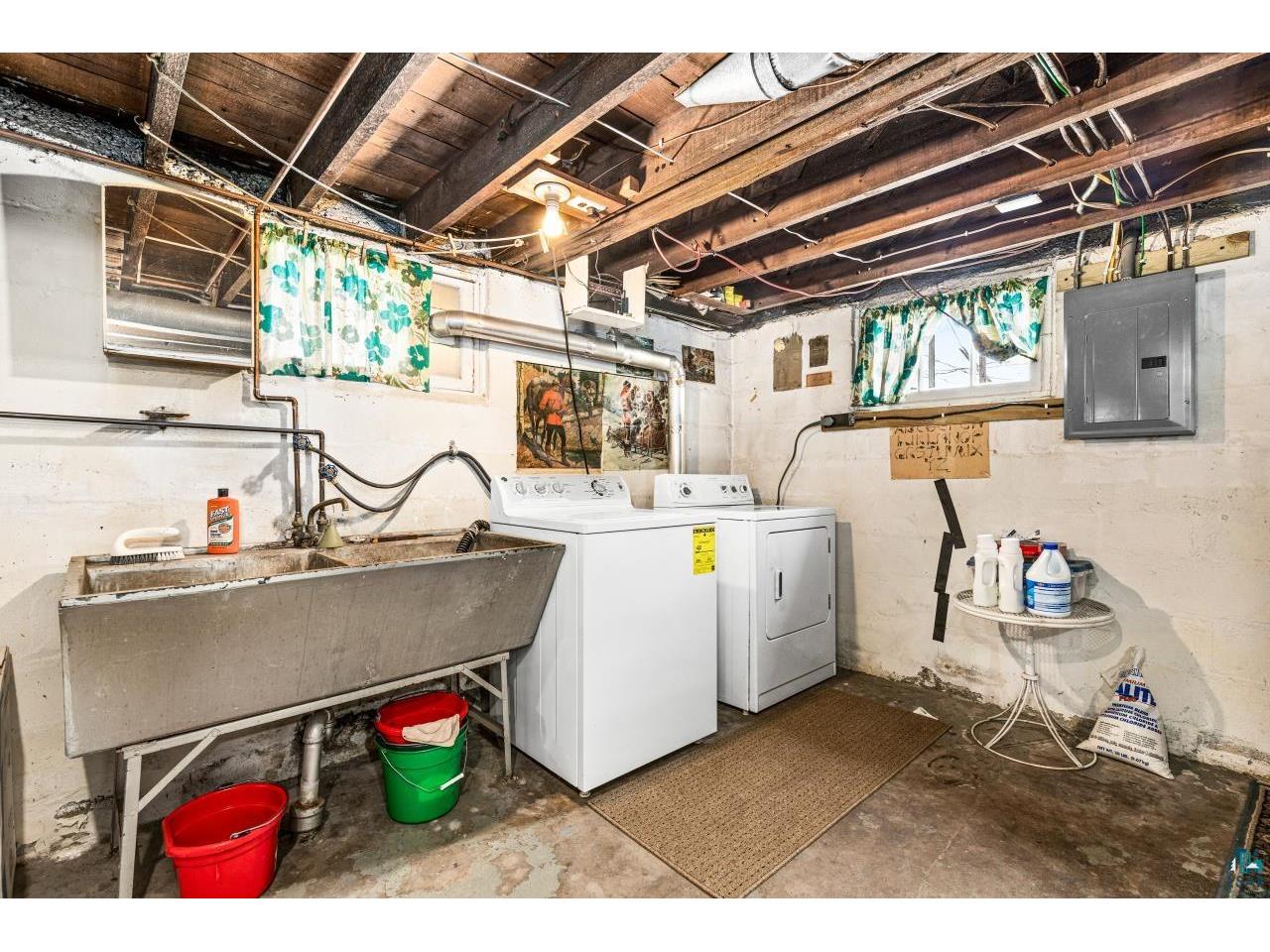 2326 W 2nd St Duluth MN 55806 6124461 image26