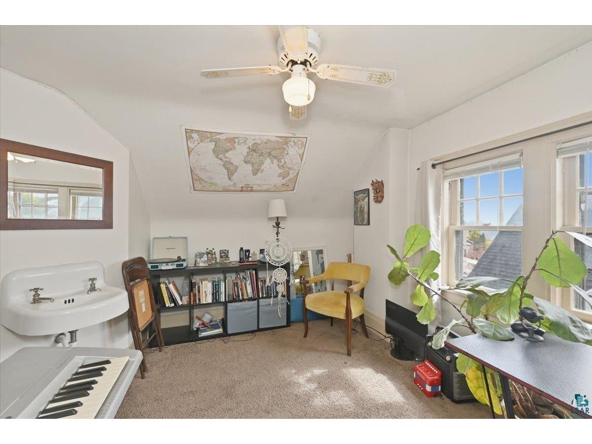 2327 E 4th St Duluth MN 55812 6125012 image14