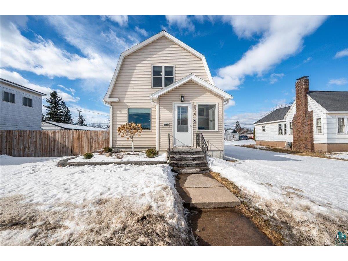 2327 Tower Ave Superior WI 54880 6119028 image1