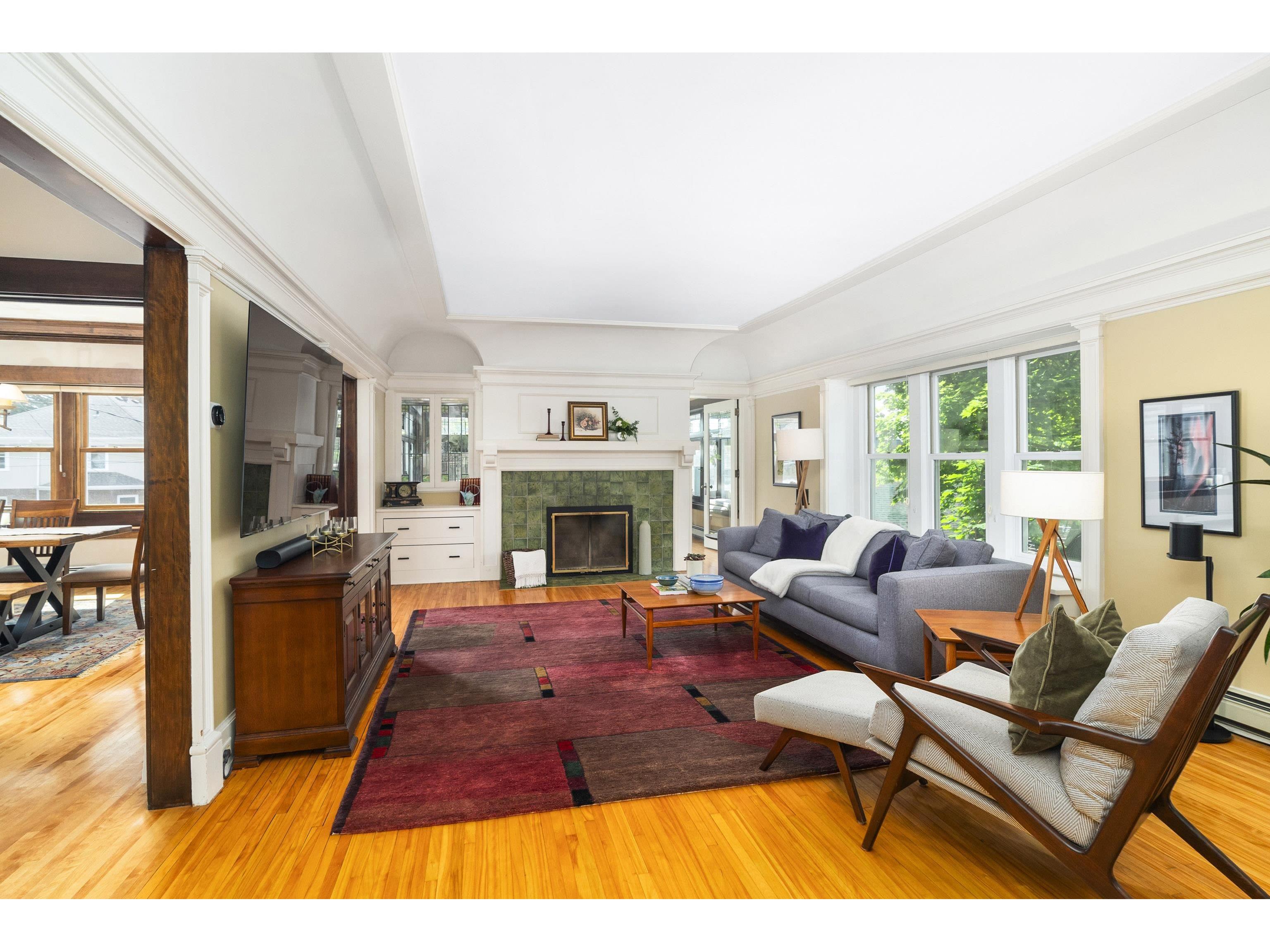 2328 E 3rd St Duluth MN 55812 6117323 image11