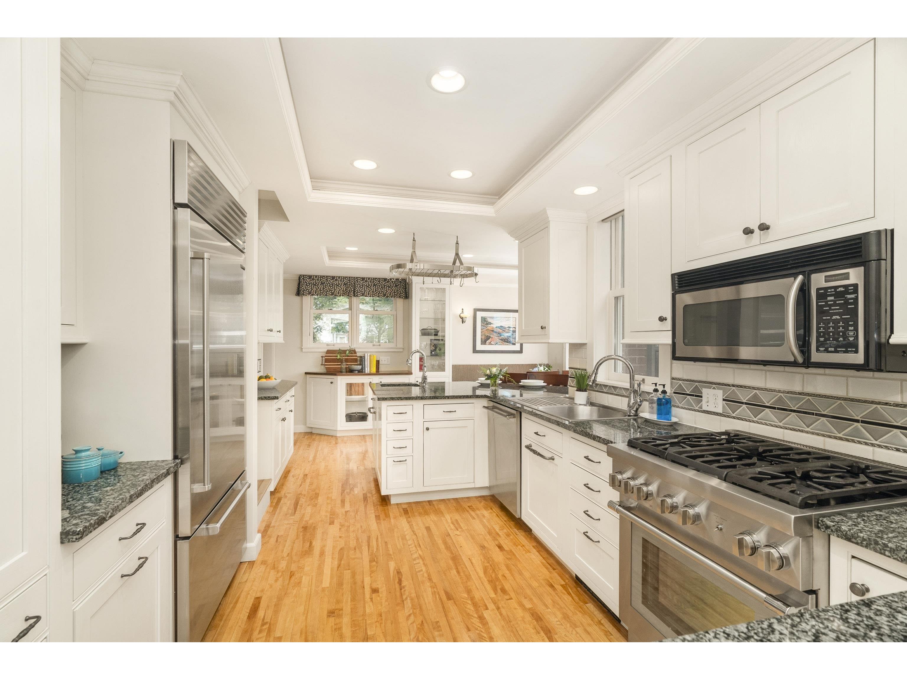 2328 E 3rd St Duluth MN 55812 6117323 image24