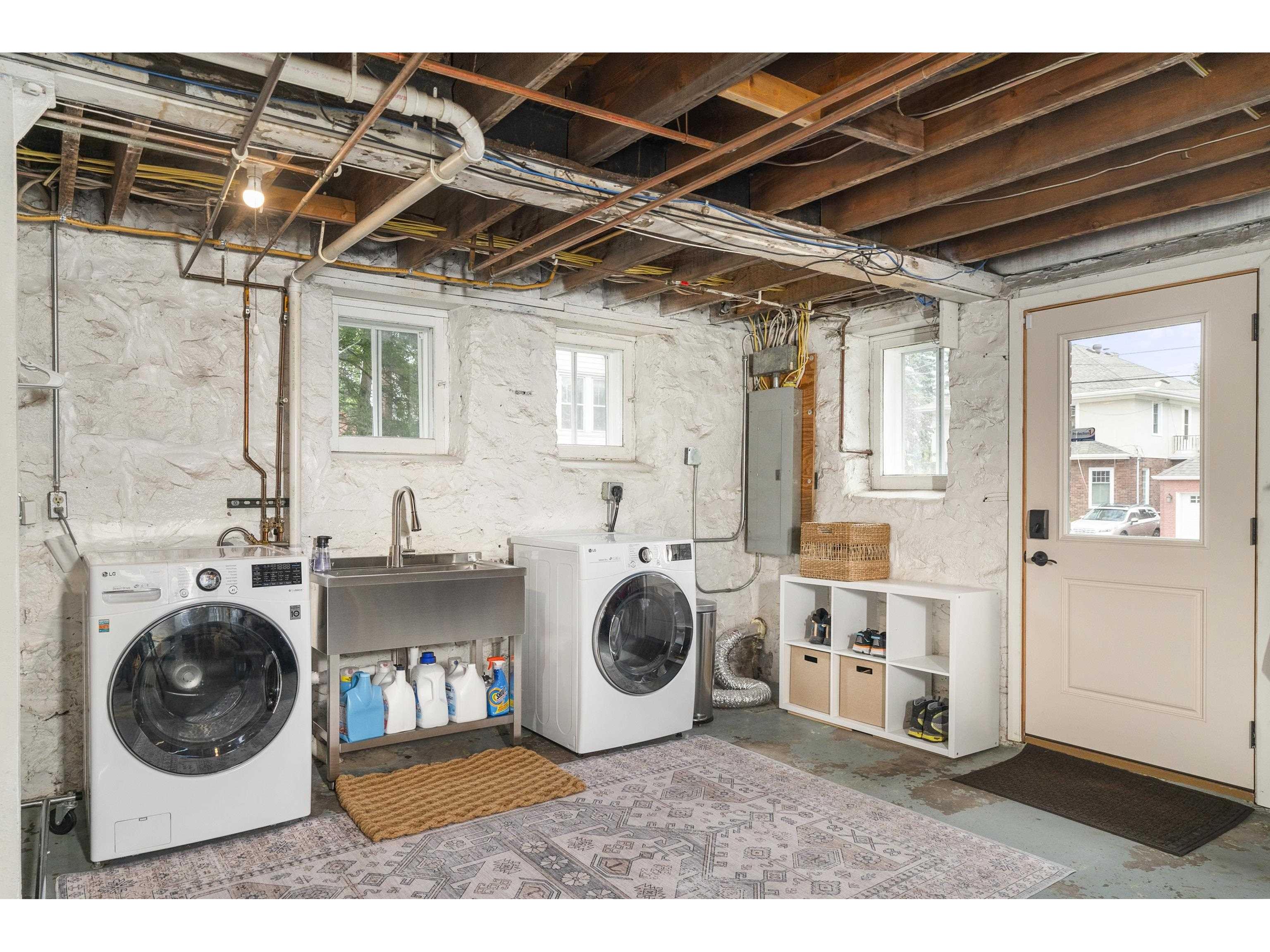 2328 E 3rd St Duluth MN 55812 6117323 image43