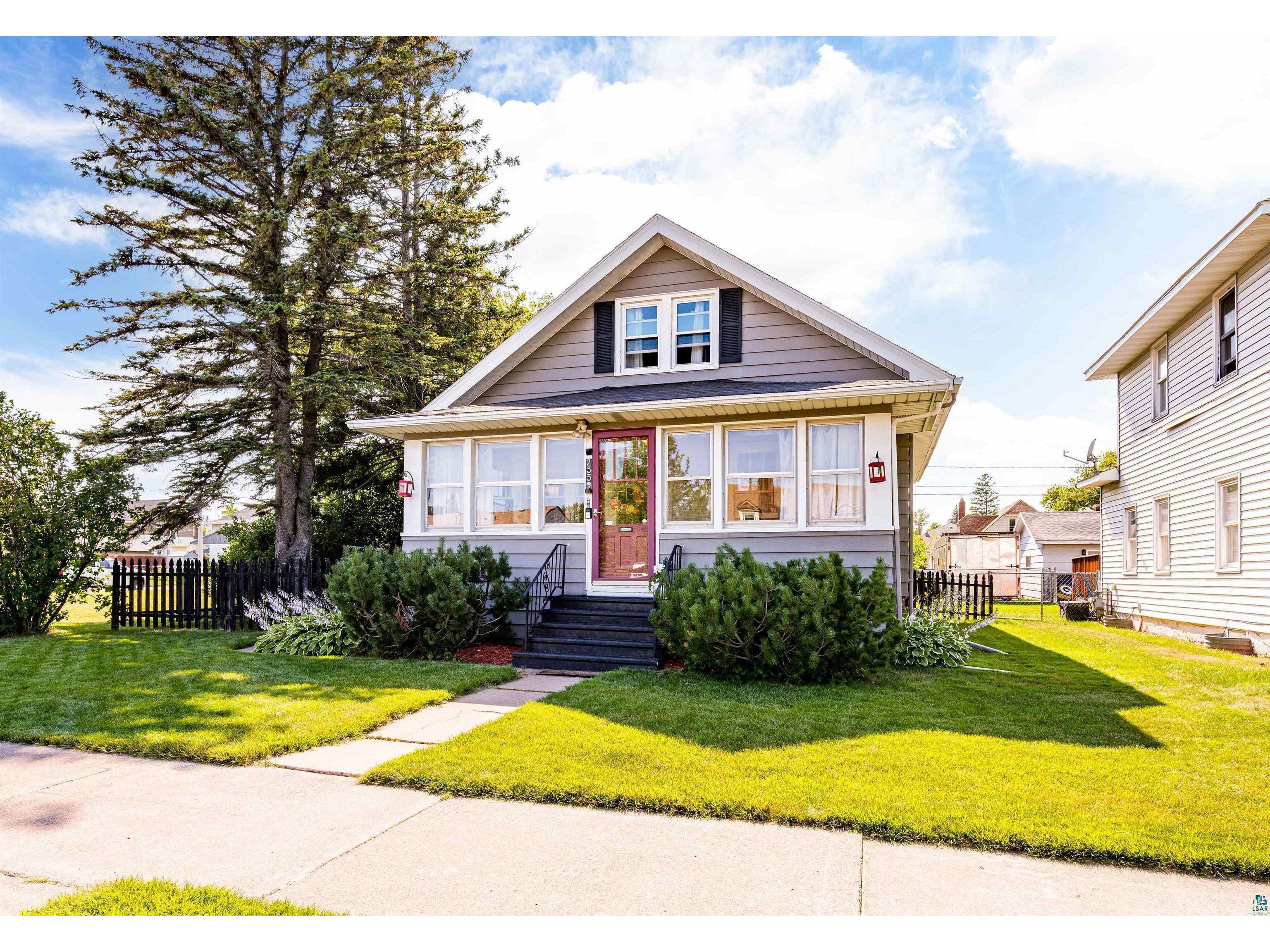 2339 Hammond Ave Superior WI 54880 6115126 image1
