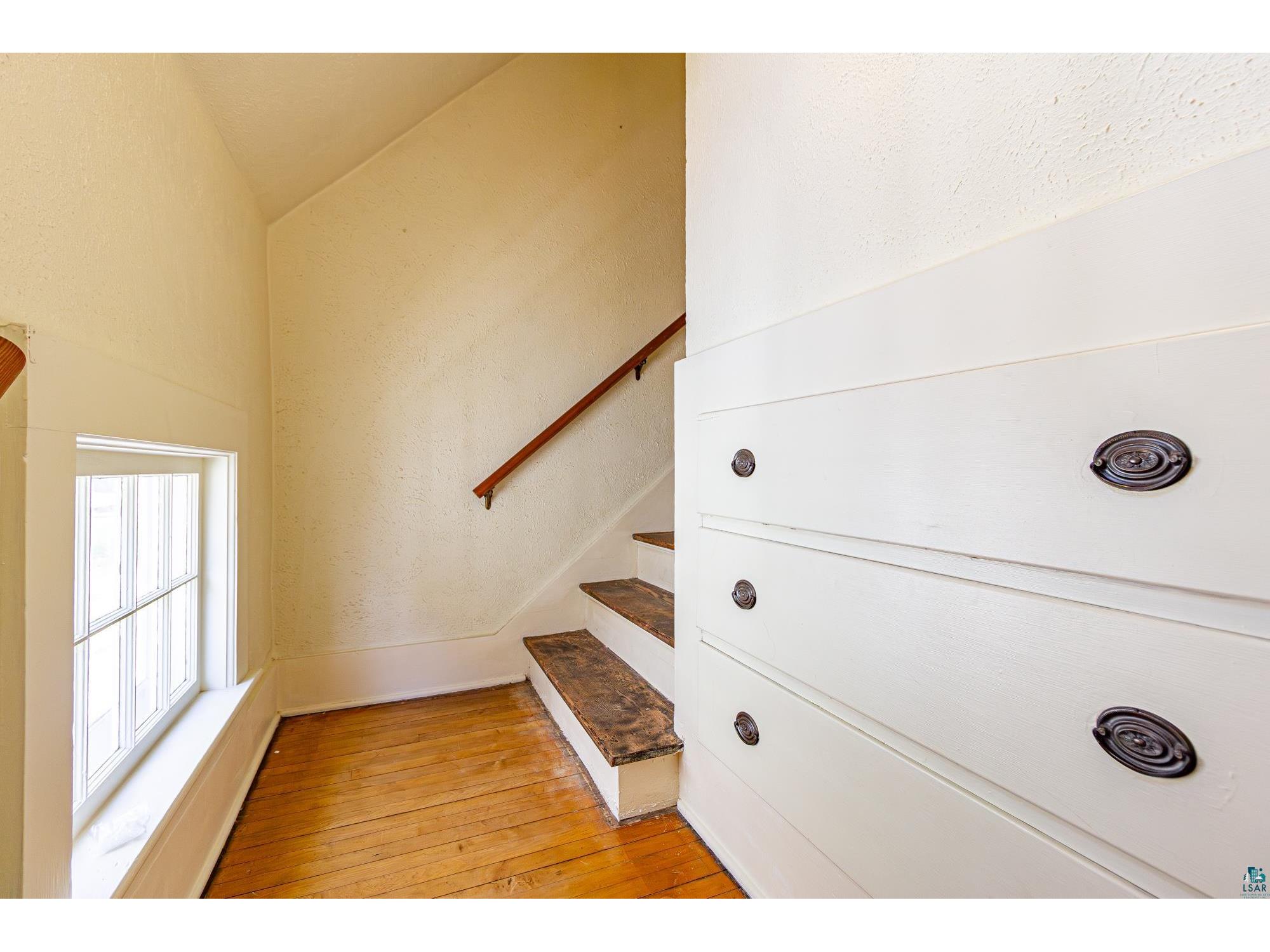 235 E Harvey St Ely MN 55731 6120829 image23