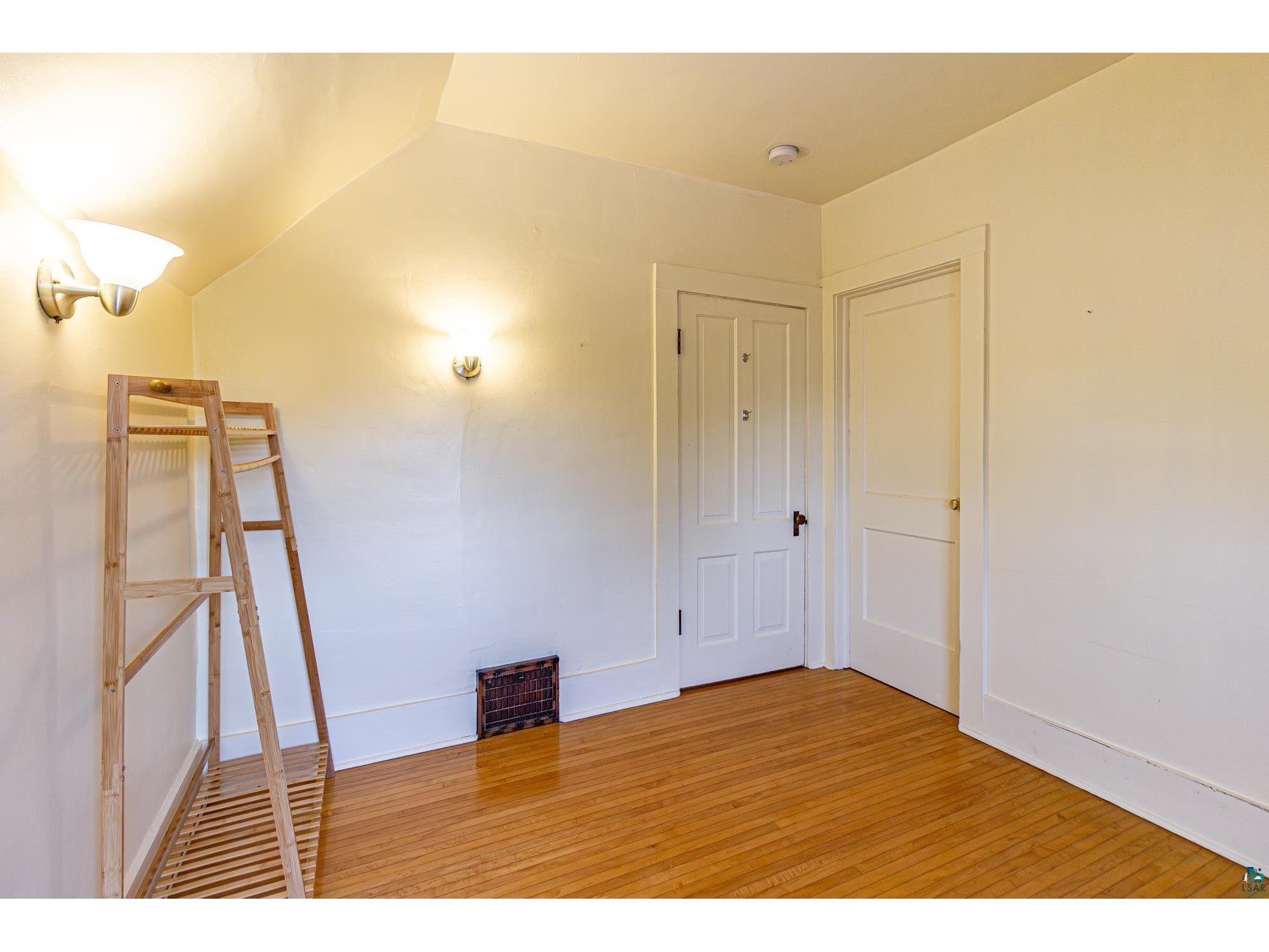 235 E Harvey St Ely MN 55731 6120829 image26