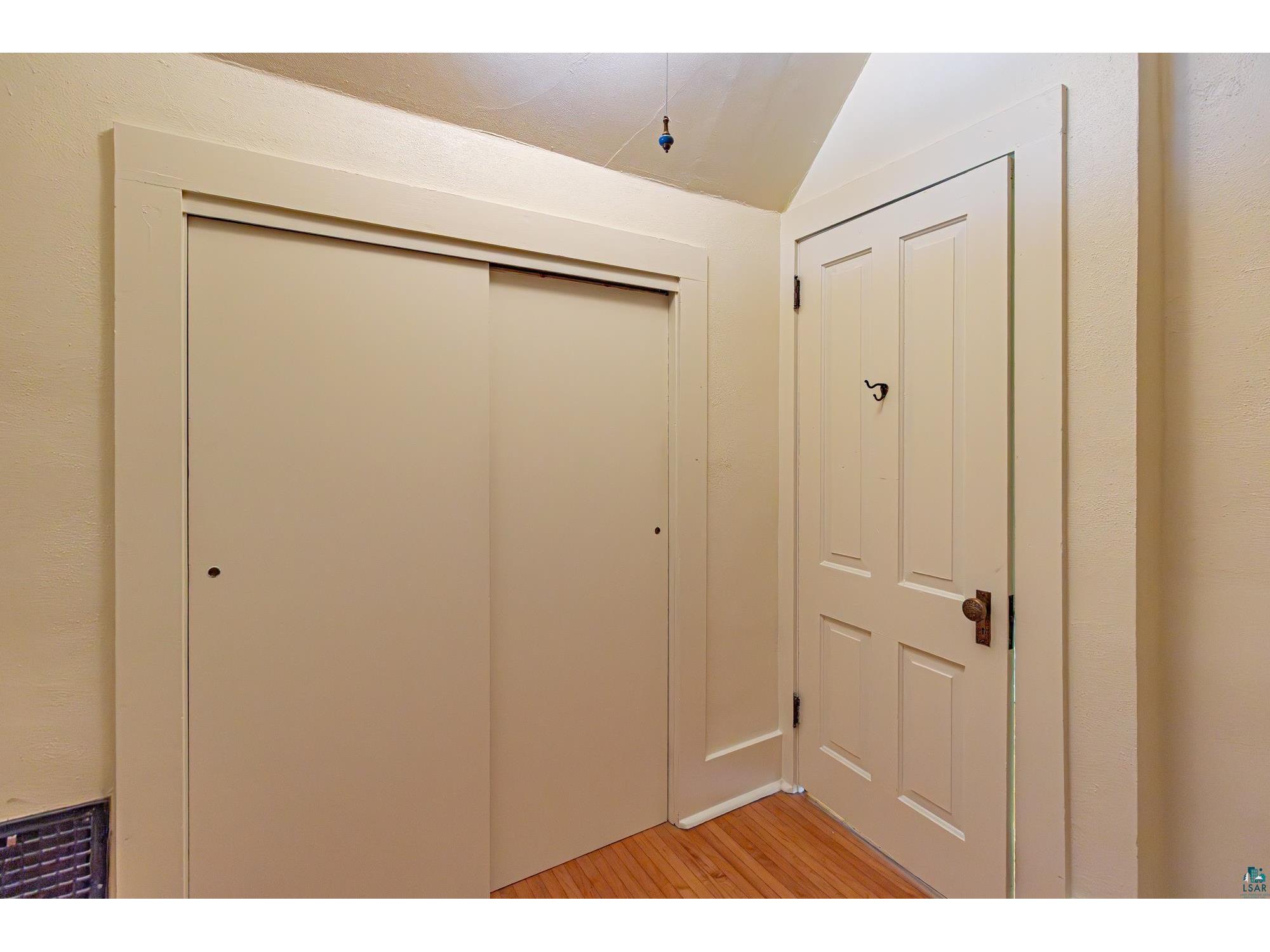 235 E Harvey St Ely MN 55731 6120829 image29