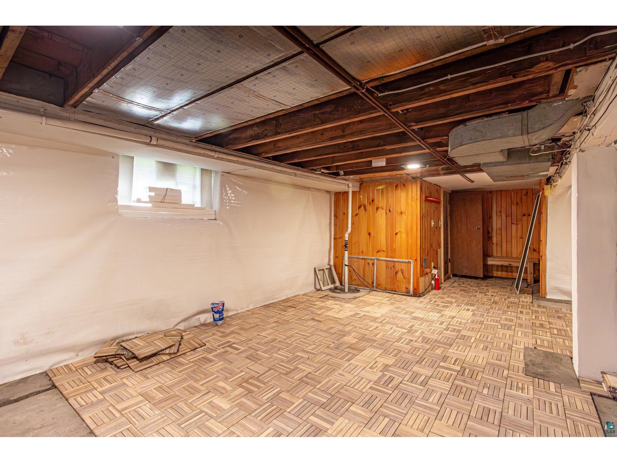 235 E Harvey St Ely MN 55731 6120829 image38