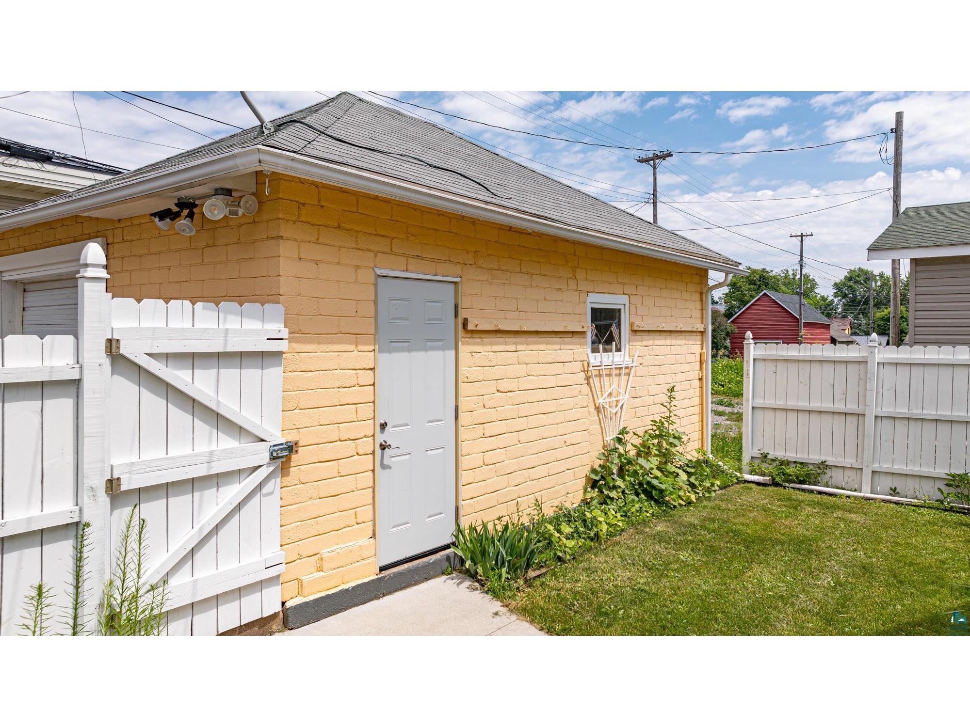 235 E Harvey St Ely MN 55731 6120829 image47