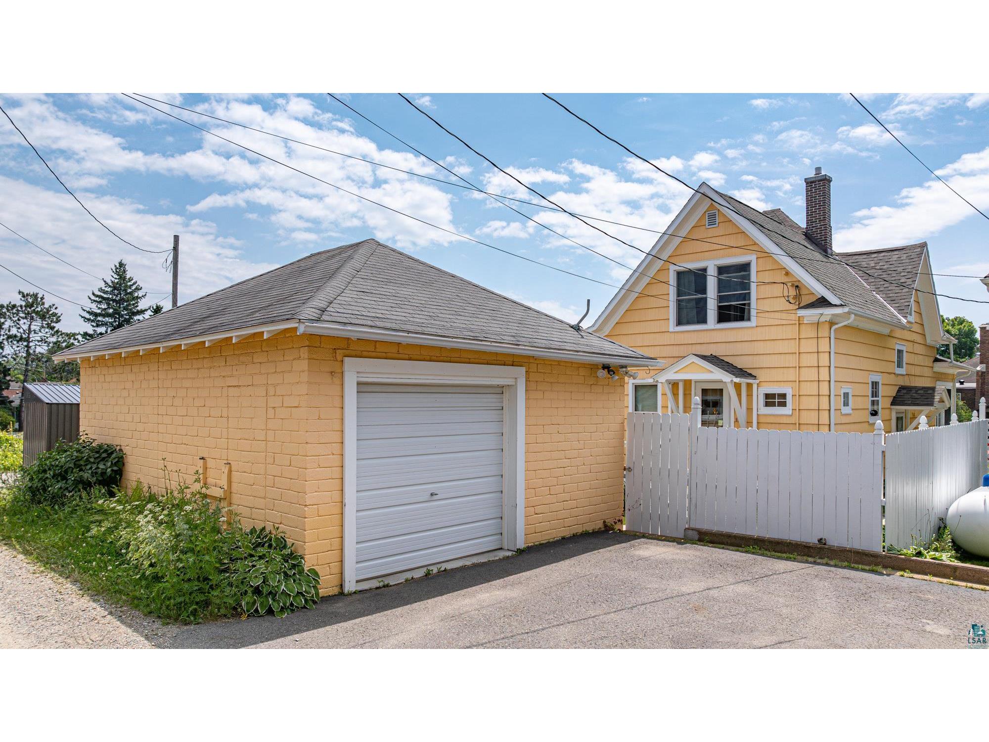 235 E Harvey St Ely MN 55731 6120829 image48