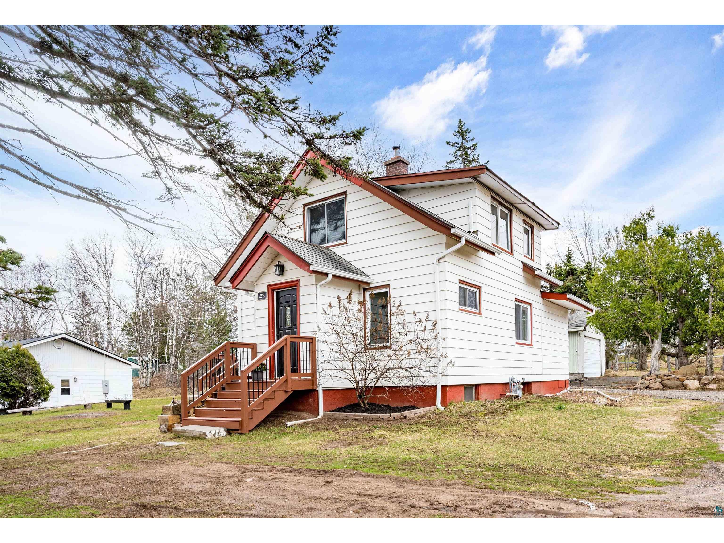 2352 Pershing St Duluth MN 55811 6124984 image1