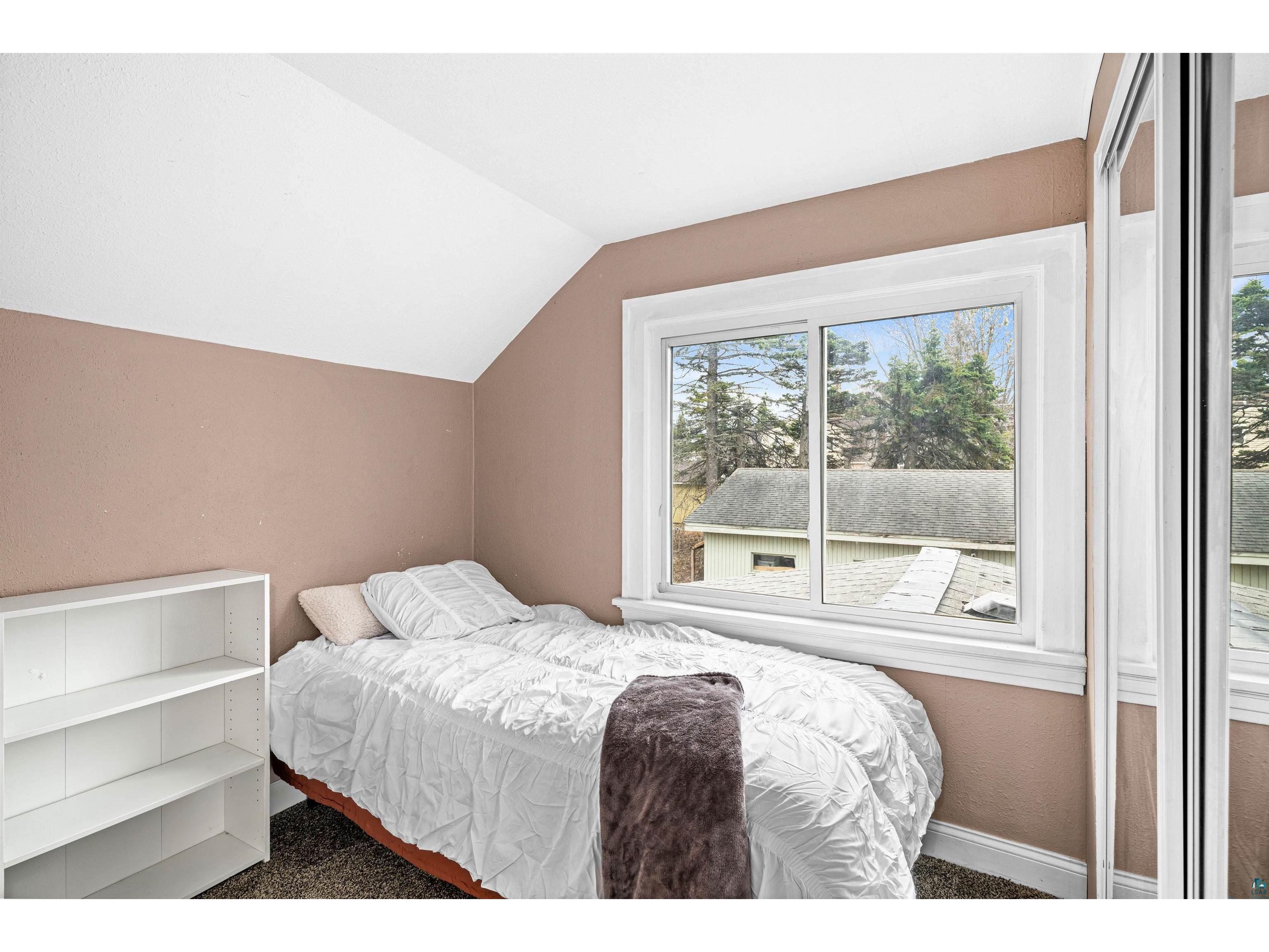 2352 Pershing St Duluth MN 55811 6124984 image23