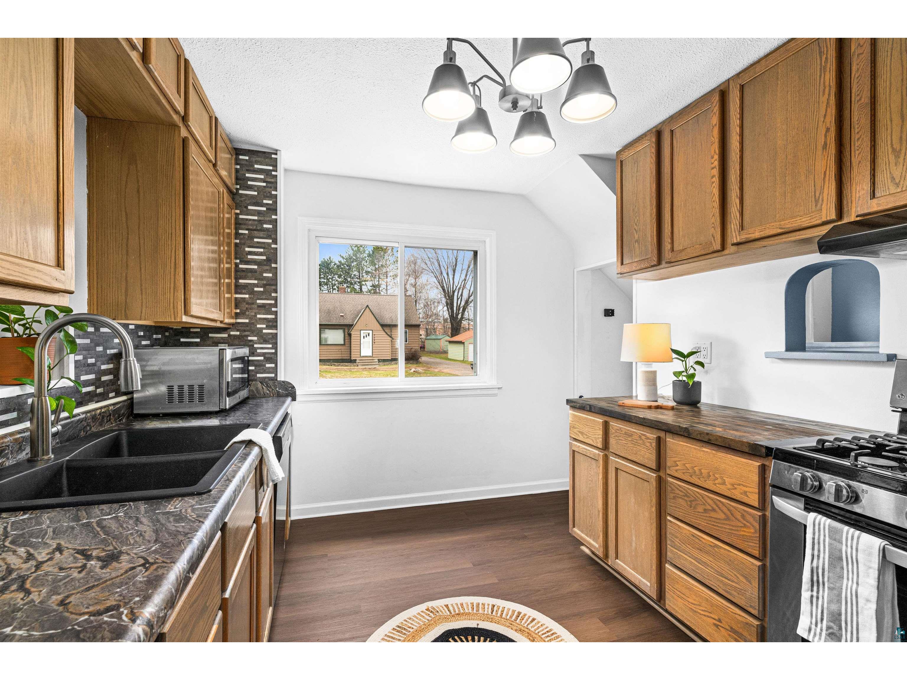 2352 Pershing St Duluth MN 55811 6124984 image6