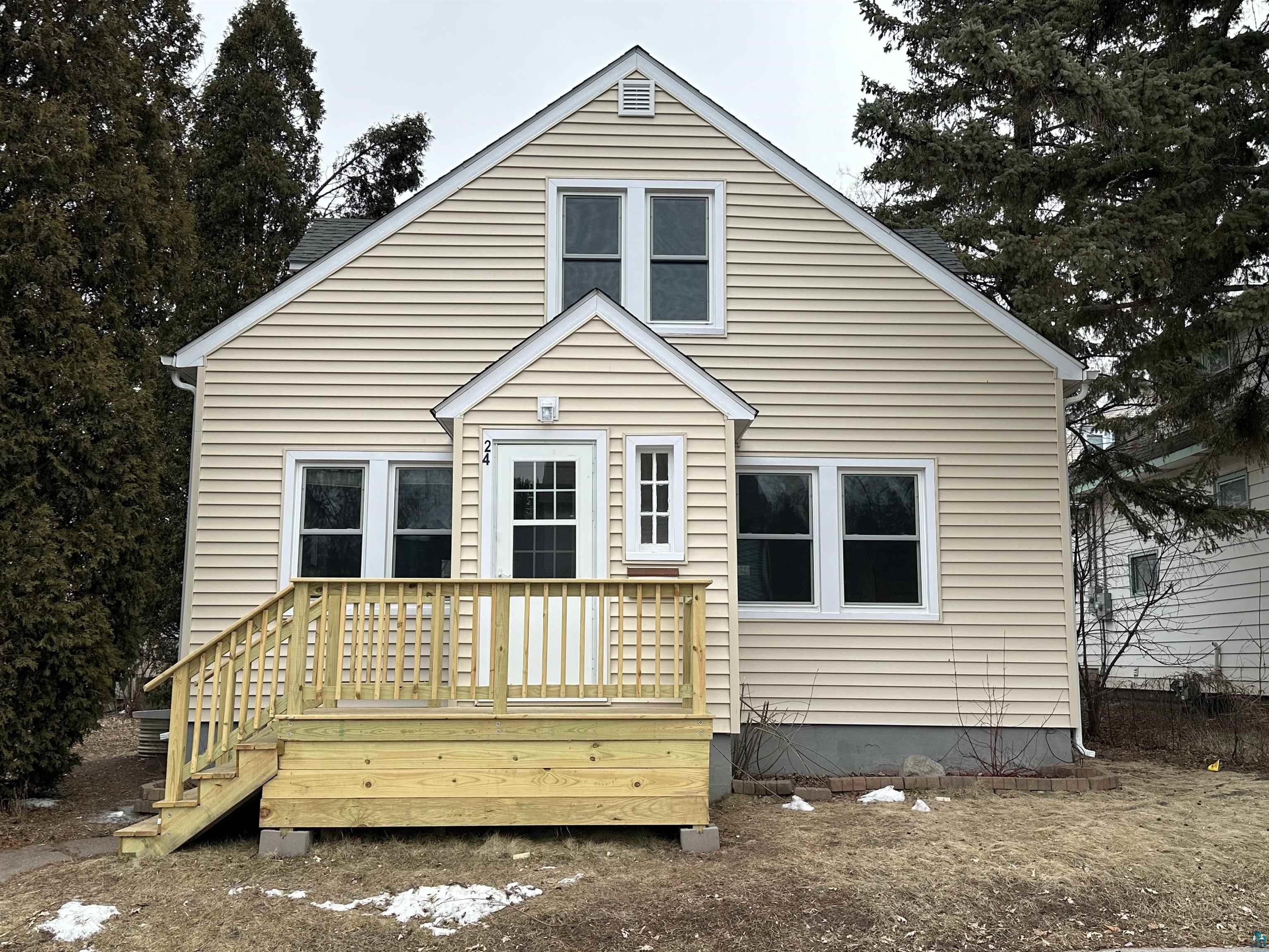 24 3rd St Cloquet MN 55720 6112254 image1