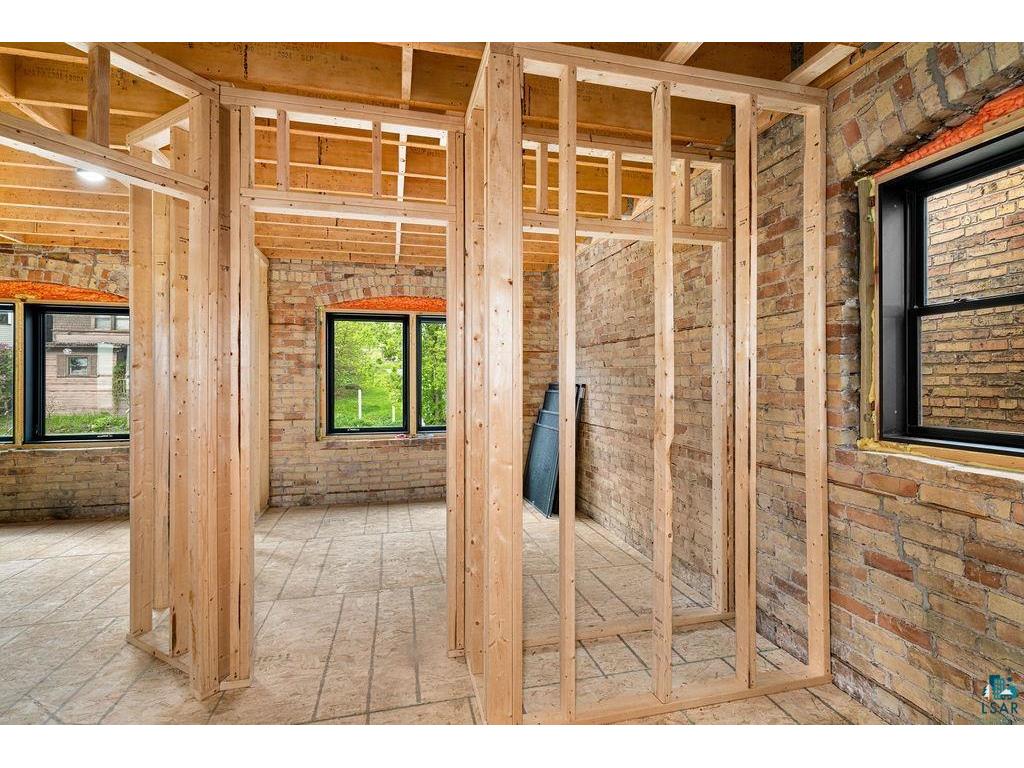 24 W 5th St Duluth MN 55806 6125885 image18
