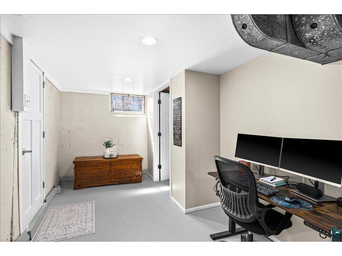 240 W Redwing St Duluth MN 55803 6124701 image22